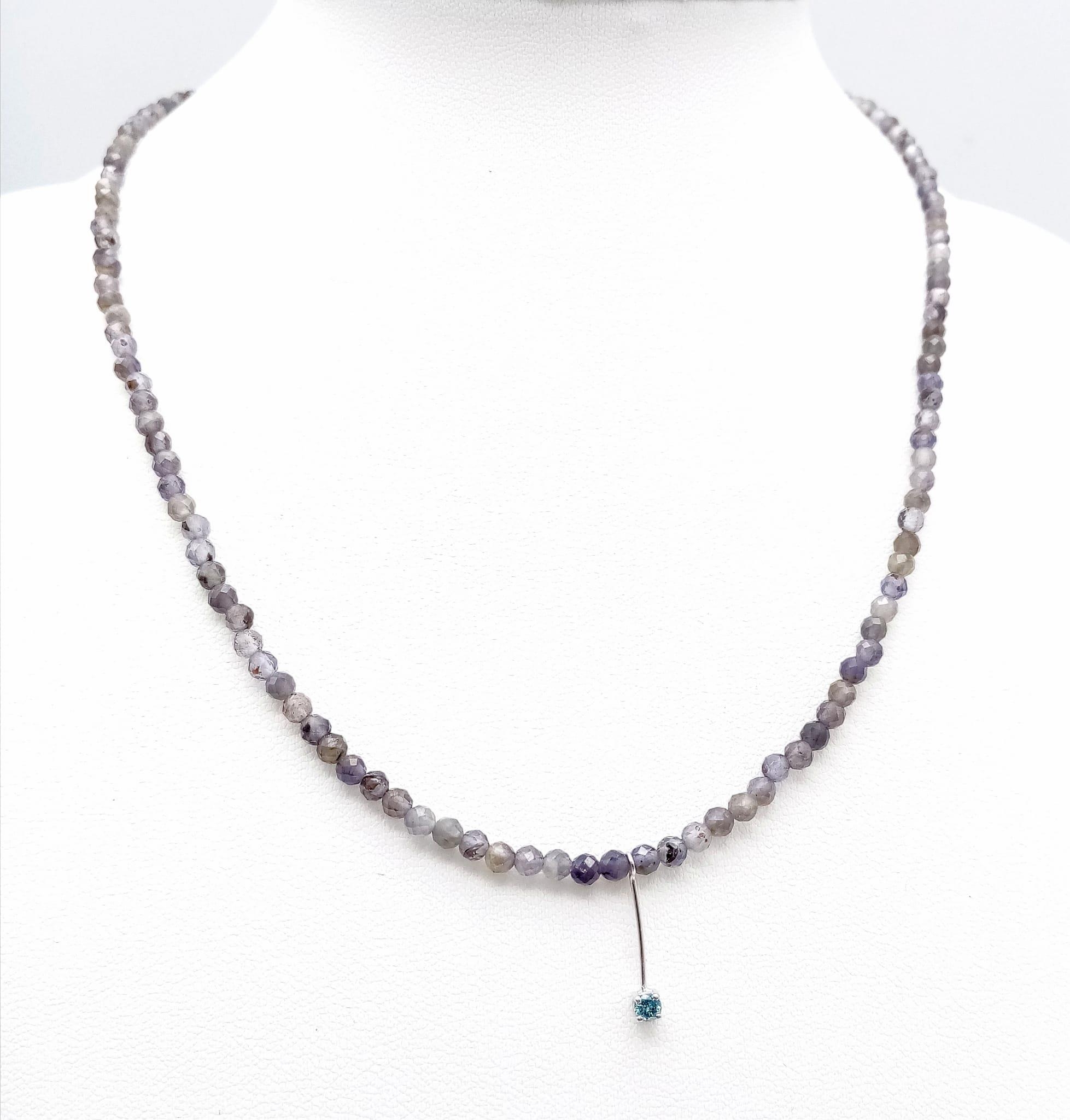 A Jasper Small Bead Necklace with Blue Diamond Decoration and a Gold Clasp. 0.07ct diamond. 40cm - Image 3 of 3