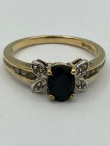 9 carat GOLD faux SAPPHIRE RING with DIAMONDS in the form of a Bee. Full UK hallmark. Presented in a