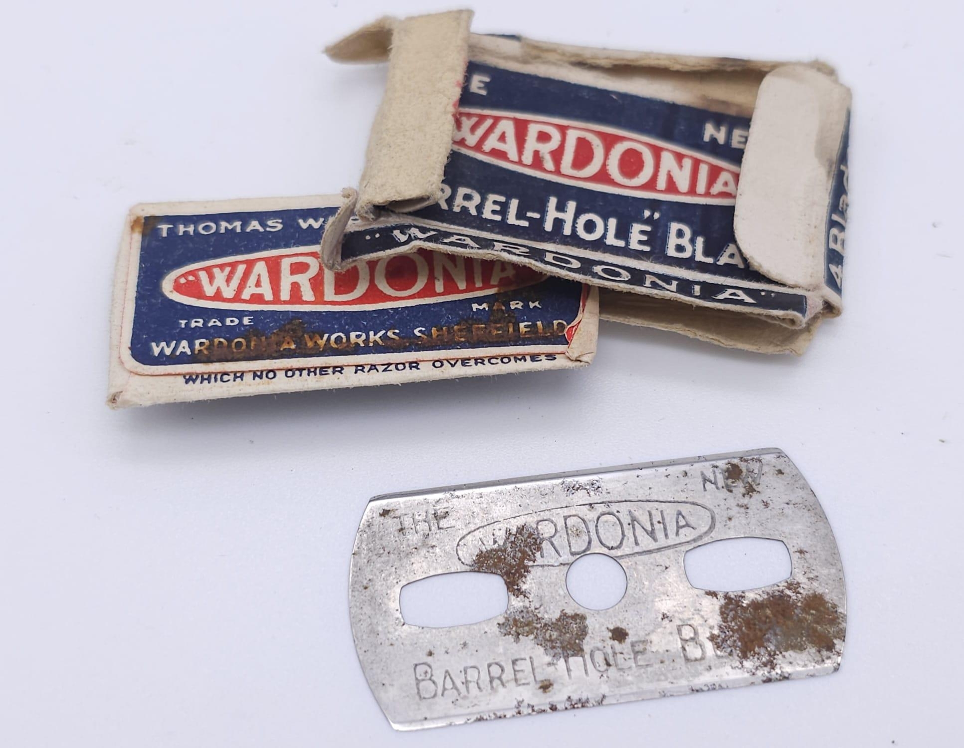 WW2 British Shaving Kit, sent to a Prisoner of War in German containing a hidden compass under the - Image 7 of 19