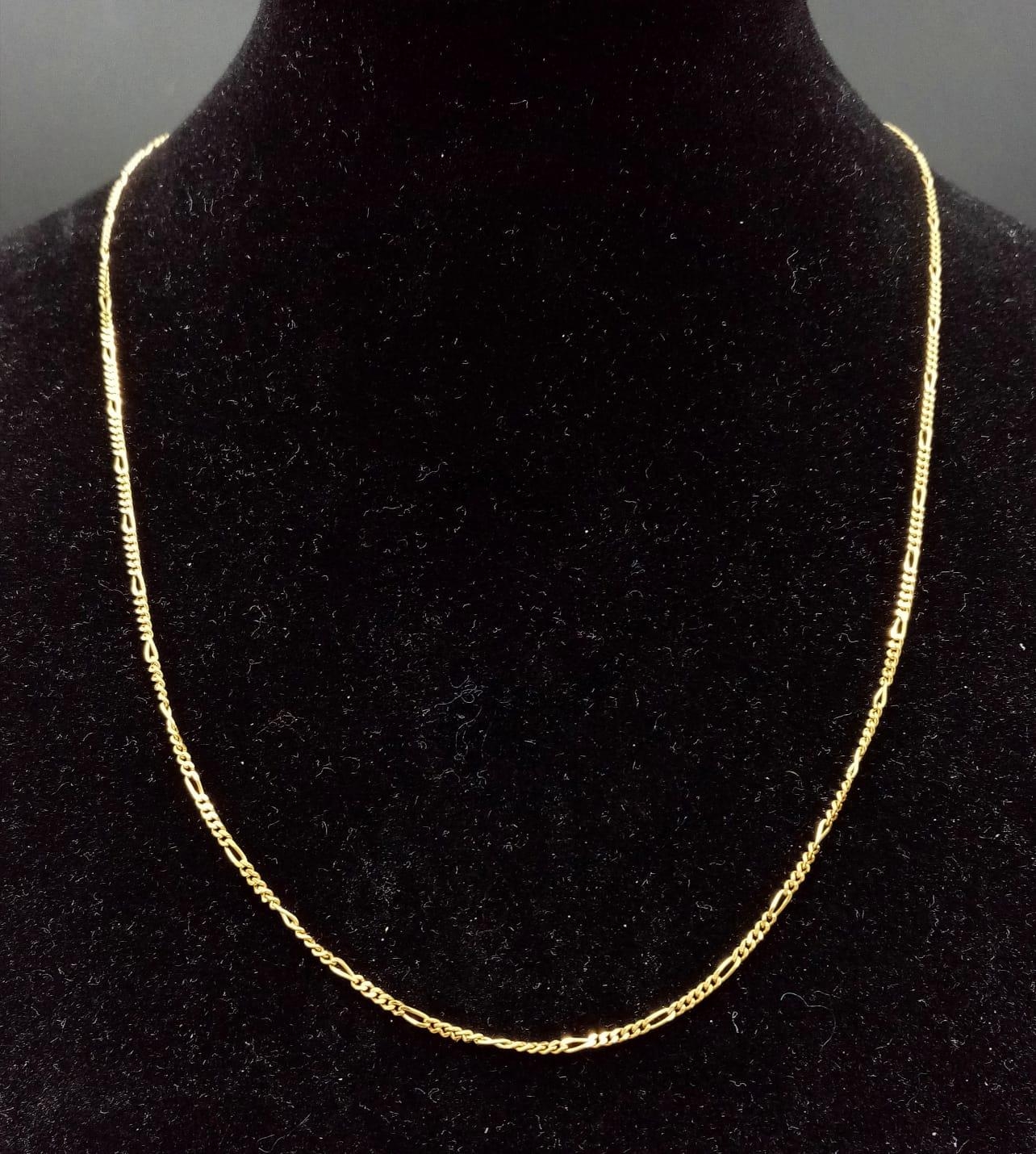 An 18K Yellow Gold Delicate Figaro Link Necklace. 44cm length. 3.43g weight. - Image 2 of 5