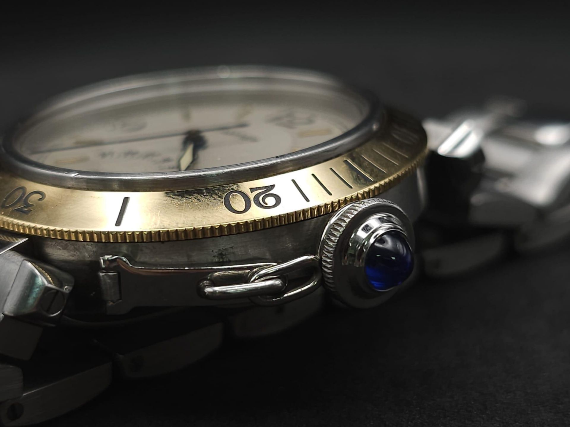 A Cartier de Pasha Automatic Gents Watch. Stainless steel bracelet and case - 38mm. Cream dial - Bild 9 aus 23