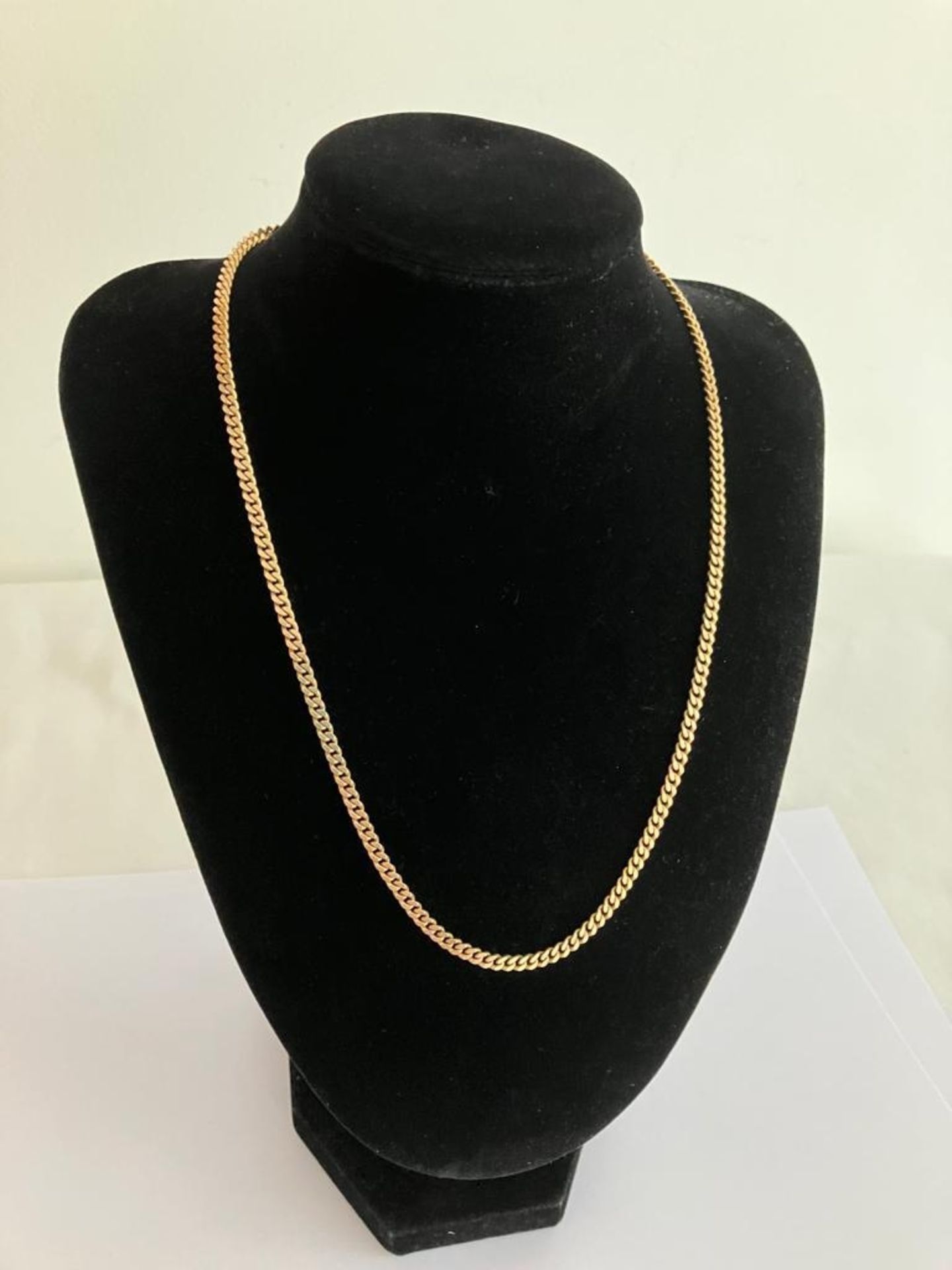 Classic 9 carat Italian GOLD CHAIN NECKLACE. 14.34 grams. 46 cm. Full UK hallmark. - Image 2 of 3