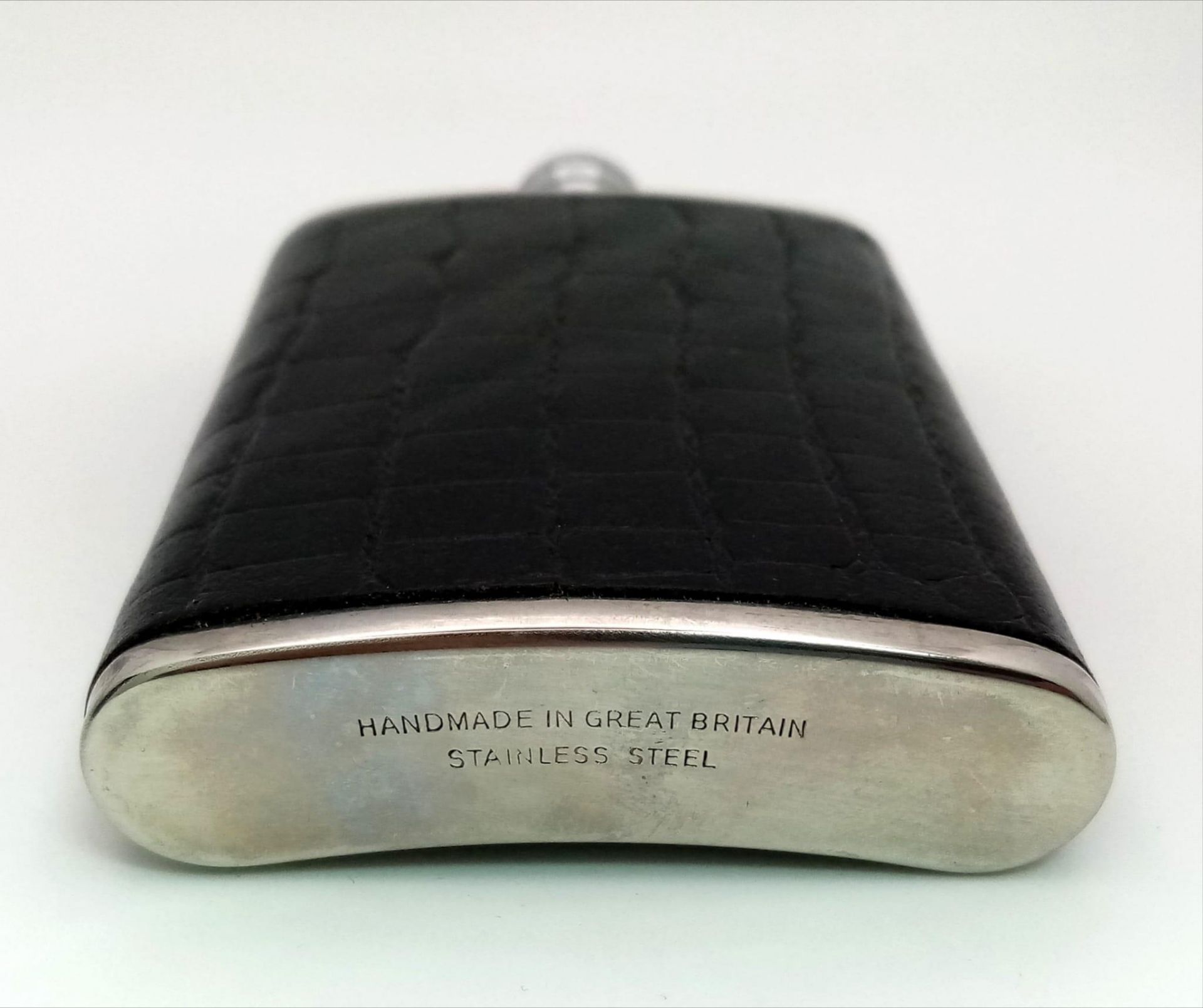 An Ebony Trinket Box and a Small Stainless steel and Leather Nip Flask! 10cm flask height. 7cm - - Bild 3 aus 5