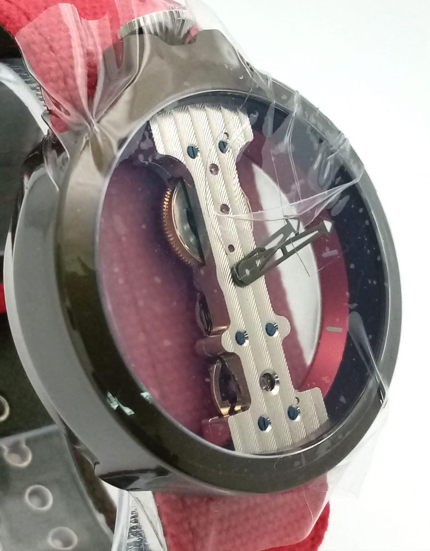 A Gents Verticale Mechanical Skeleton Watch. Red textile strap. Case - 42mm. Top winder. In - Bild 3 aus 11