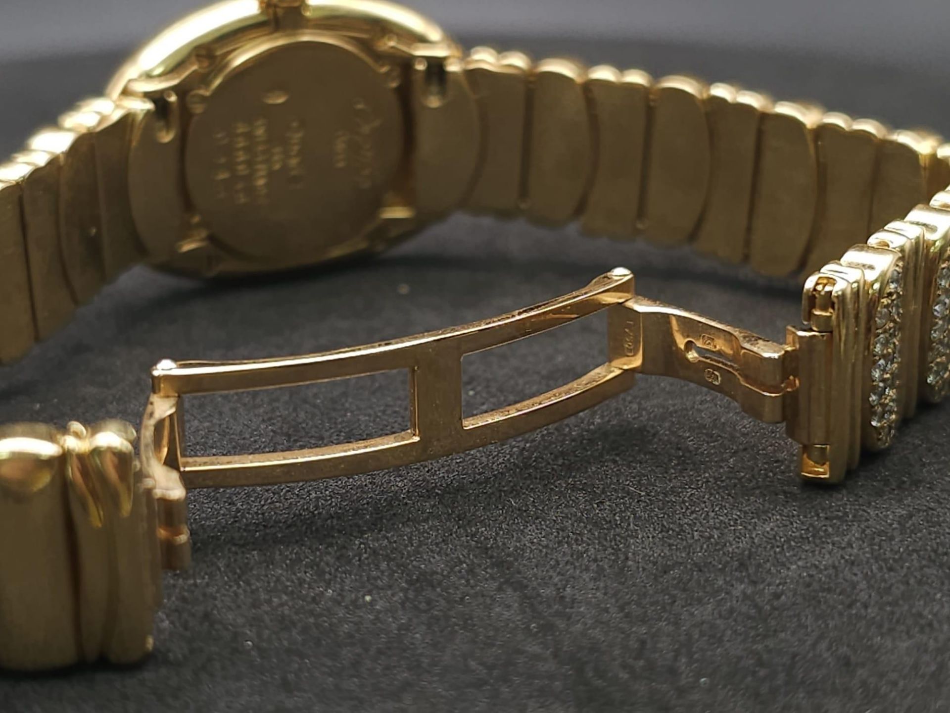 A Cartier Paris 18k Gold and Diamond Ladies Watch. 18k gold and diamond encrusted bracelet and - Bild 14 aus 29