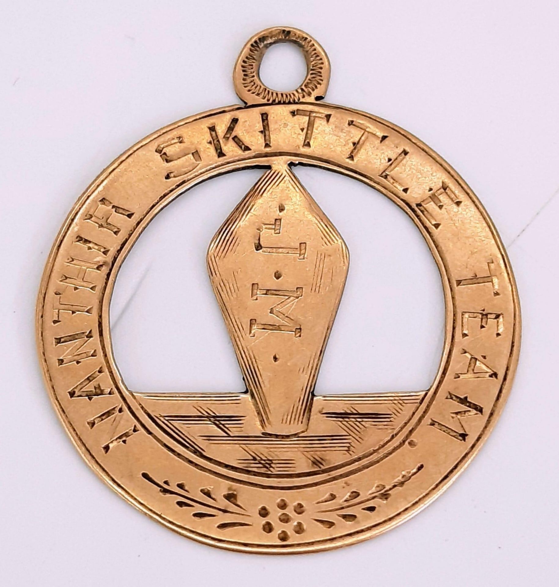A 9k Rose Gold Circular Nautical Themed Pendant. 2.5cm diameter. If your name is James, congrats, - Image 2 of 2