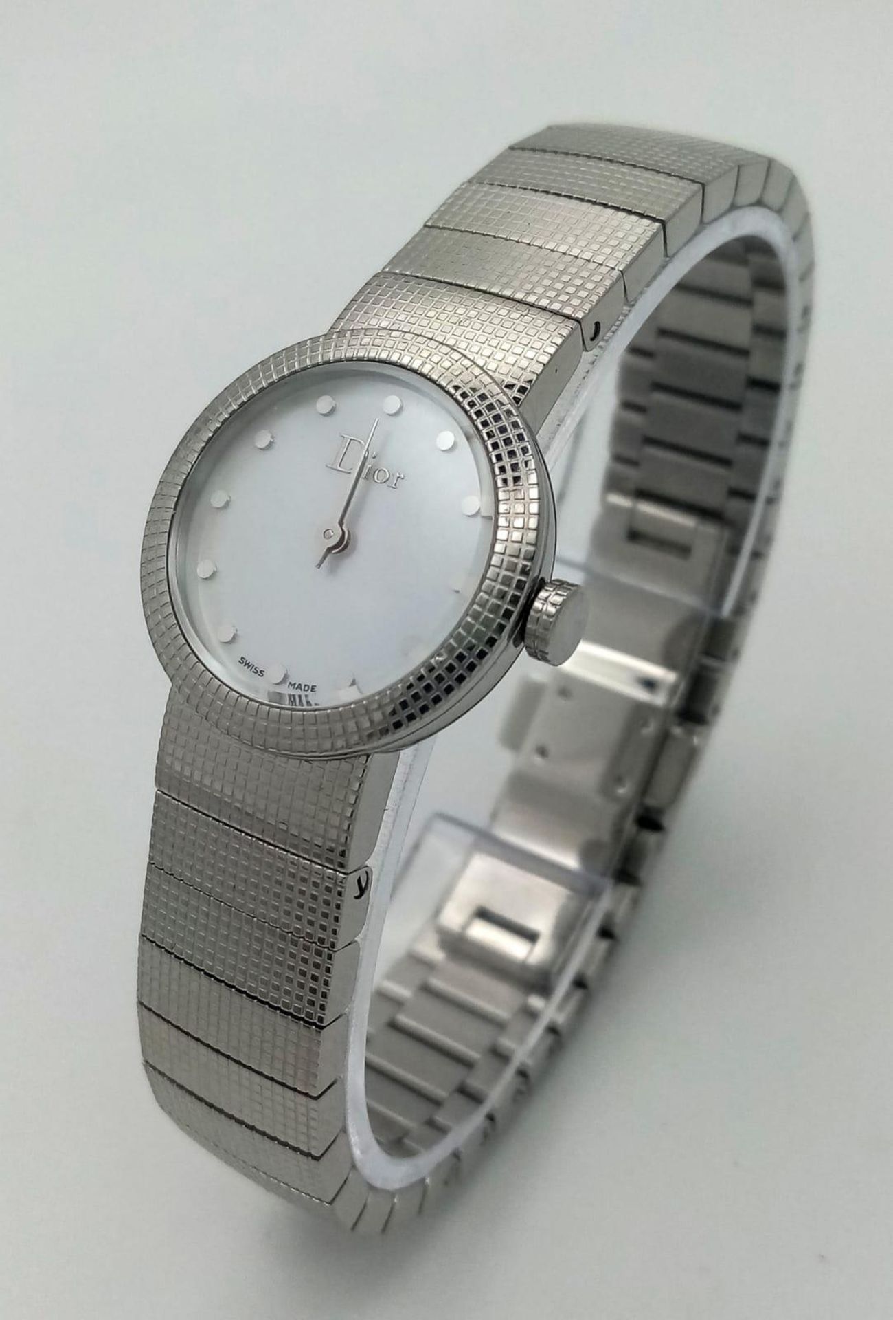 A Designer Christian Dior Quartz Ladies Watch. Stainless steel bracelet and case - 23mm. White dial. - Image 4 of 10