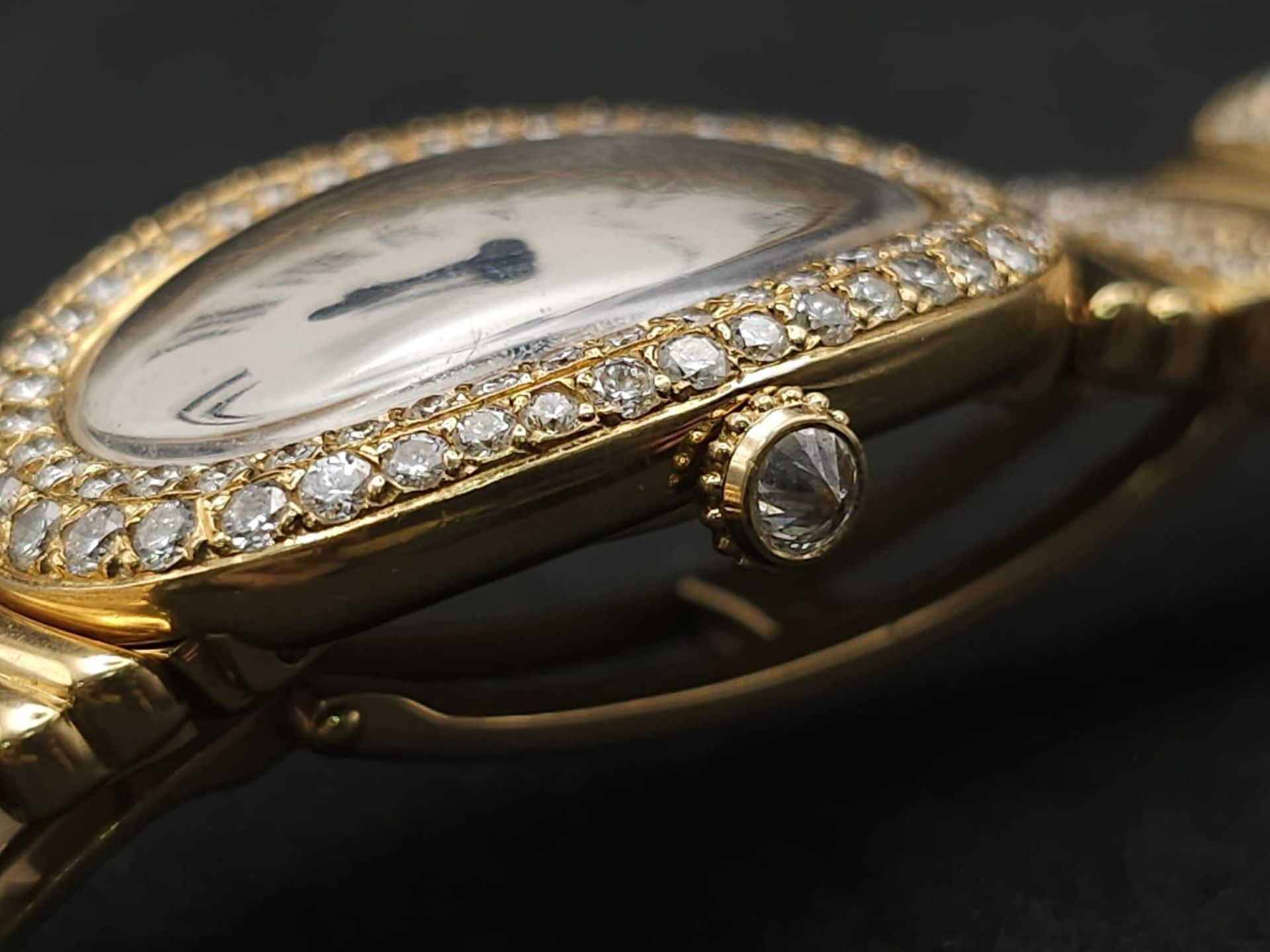 A Cartier Paris 18k Gold and Diamond Ladies Watch. 18k gold and diamond encrusted bracelet and - Bild 25 aus 29