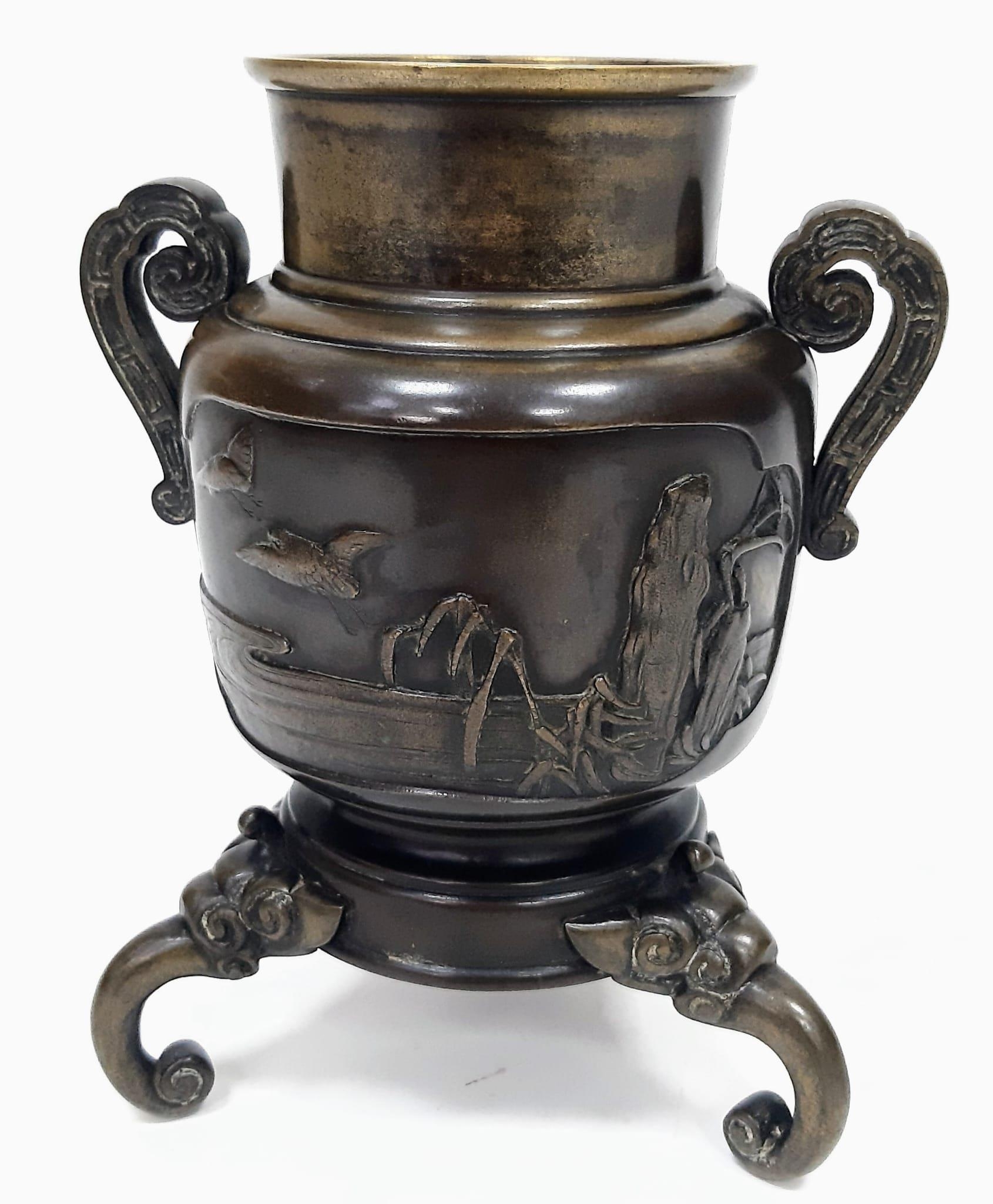 Superb Chinese Antique Bronze Censer. Depicting a Phoenix Bird in foliage. Wonderful detail, quality - Image 3 of 7