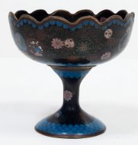 Wonderful Meiji Period Japanese Cloisonné Enamelled Taza. Standing 12cm tall and 13cm wide, this