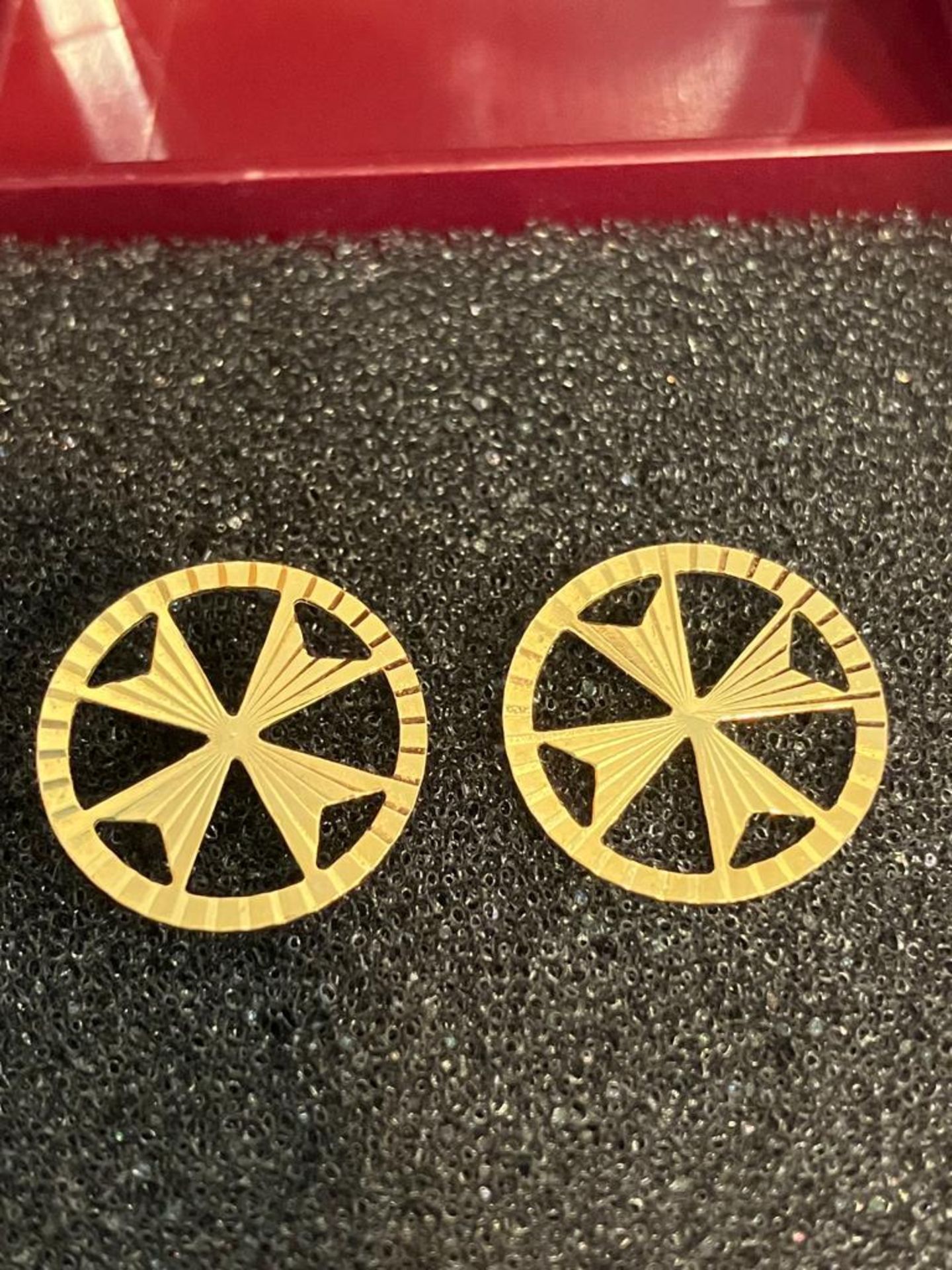 Beautiful 9 carat GOLD pair of MALTESE CROSS EARRINGS with GOLD CIRCLE surround. Complete with 9