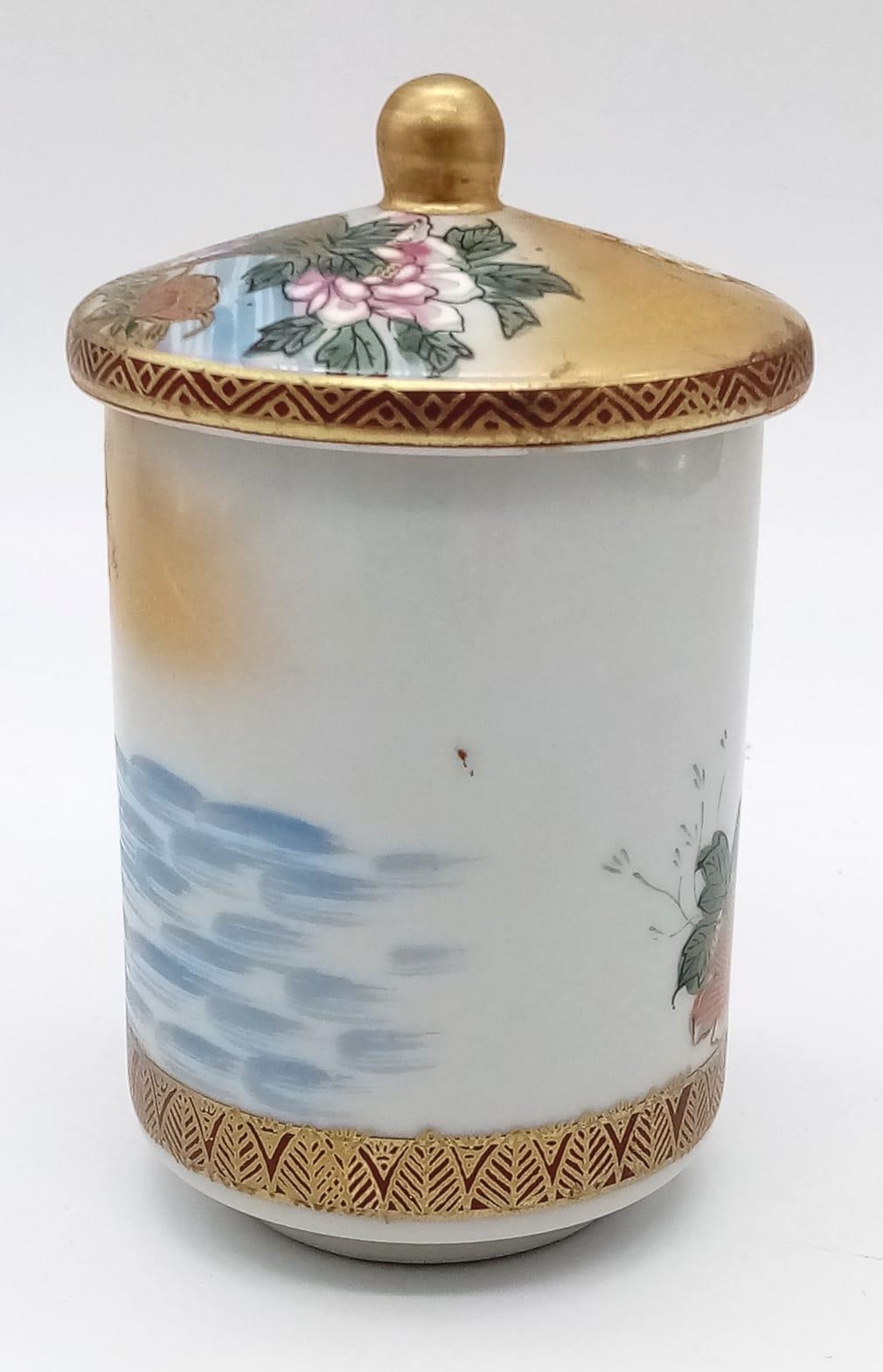A stunning 19th Century Chinese Canton Rose Lidded Pot. Stands 10cms tall, wonderful colours and - Image 2 of 6