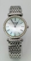 A LONGINE "GRANDE CLASSIQUE" LADIES WATCH IN STAINLESS STEEL WITH DIAMOND BEZEL AND MOTHER OF