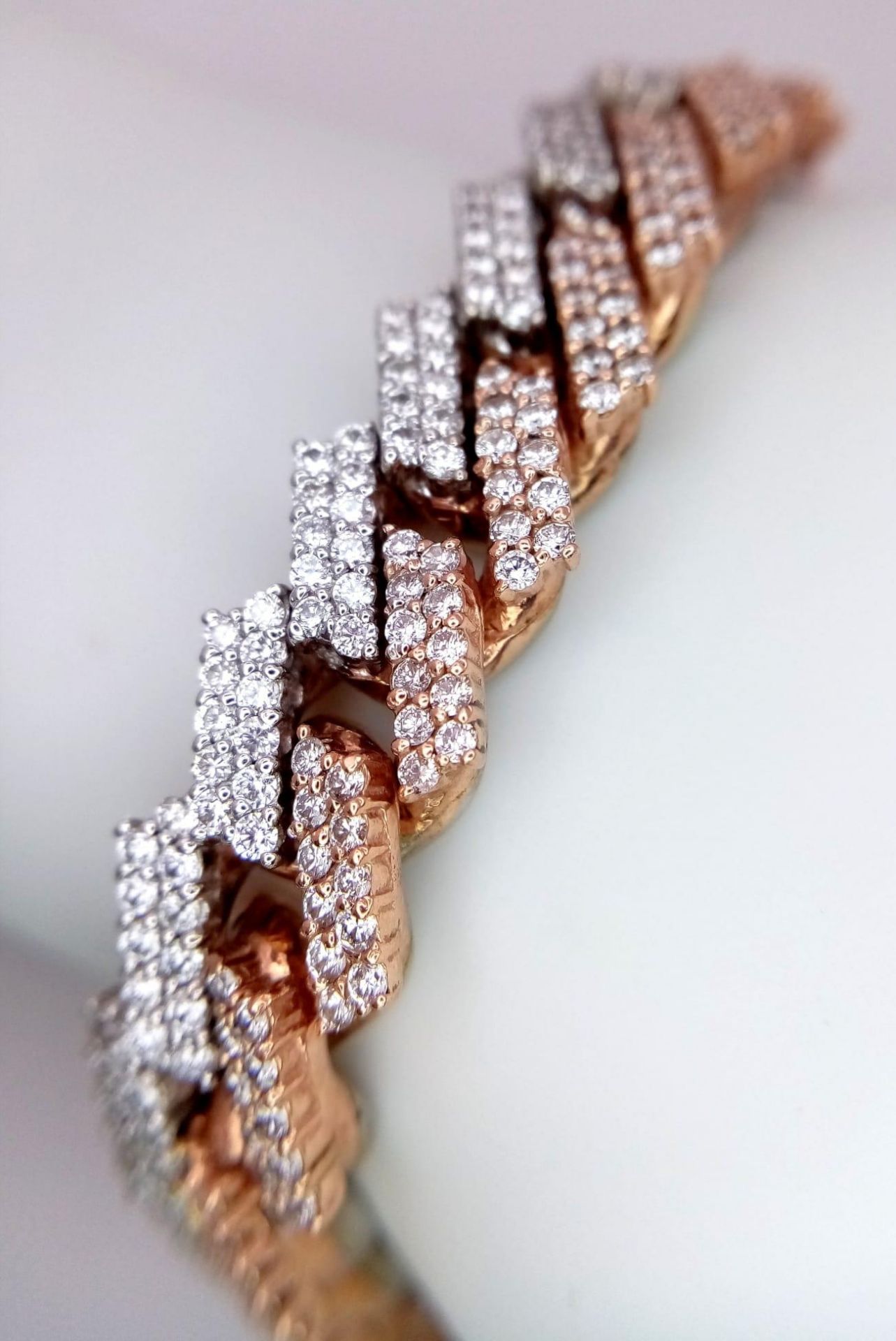 A 10K, TWO-COLOUR FULLY DIAMOND SET CUBAN BRACELET - OVER 6CTW OF GORGEOUS WHITE DIAMONDS. 85.2 - Bild 2 aus 7