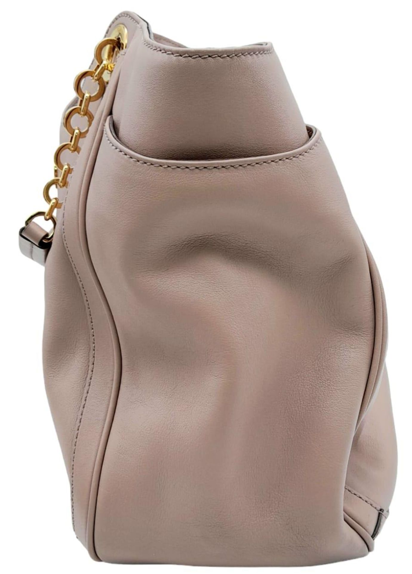 Salvatore Ferragamo Taupe Handbag. Double handle, central zipped compartment, gold tones and - Image 3 of 9