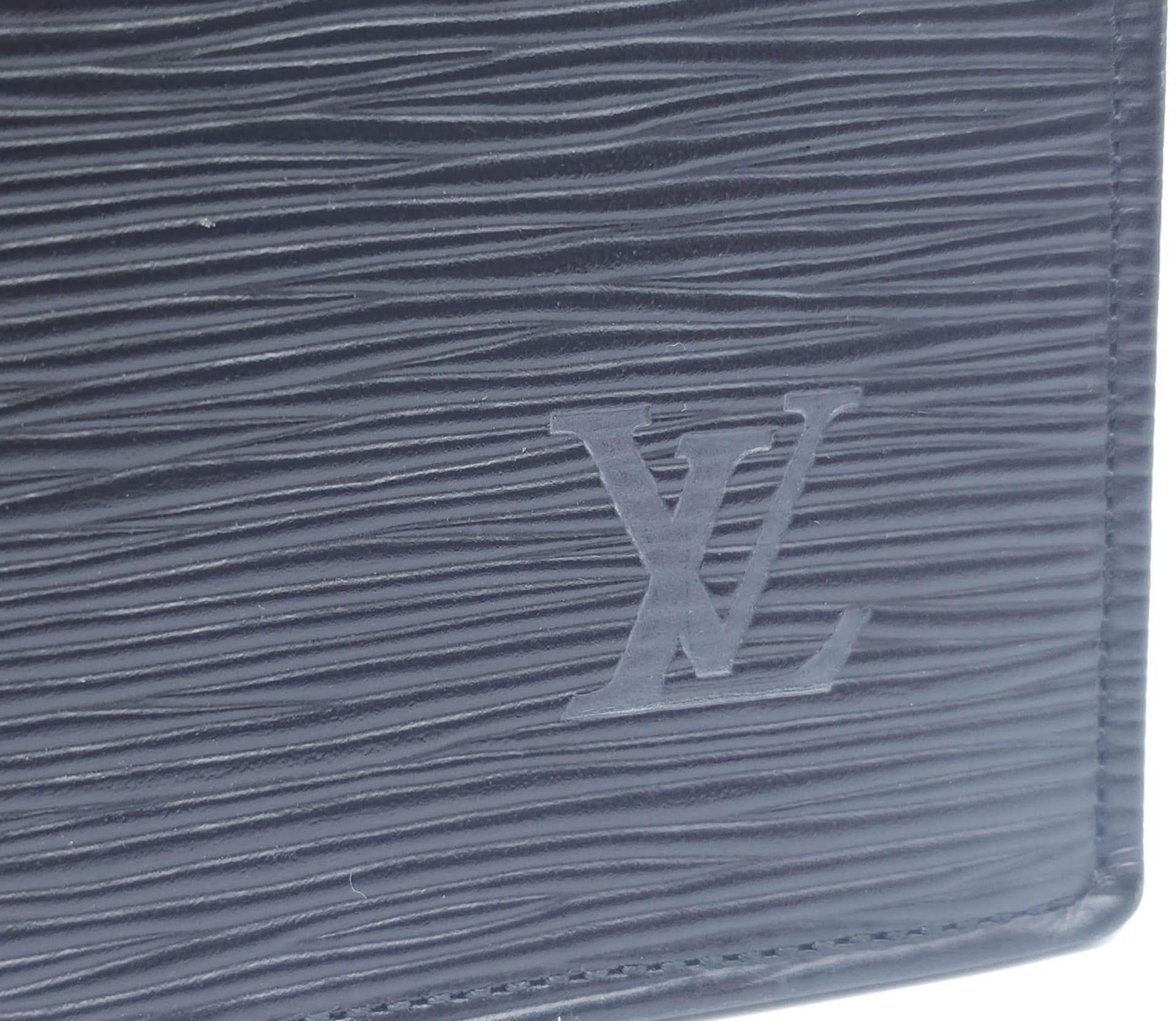 A Louis Vuitton Black Ombre Bag. Epi leather exterior. Grey textile interior with inner side pocket. - Image 8 of 10