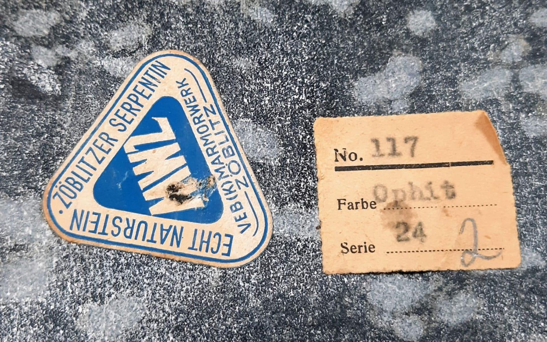 3rd Reich Desk Ink Well & Pen Holder. Adorned with an NSFK Pilots Badge. - Bild 6 aus 6