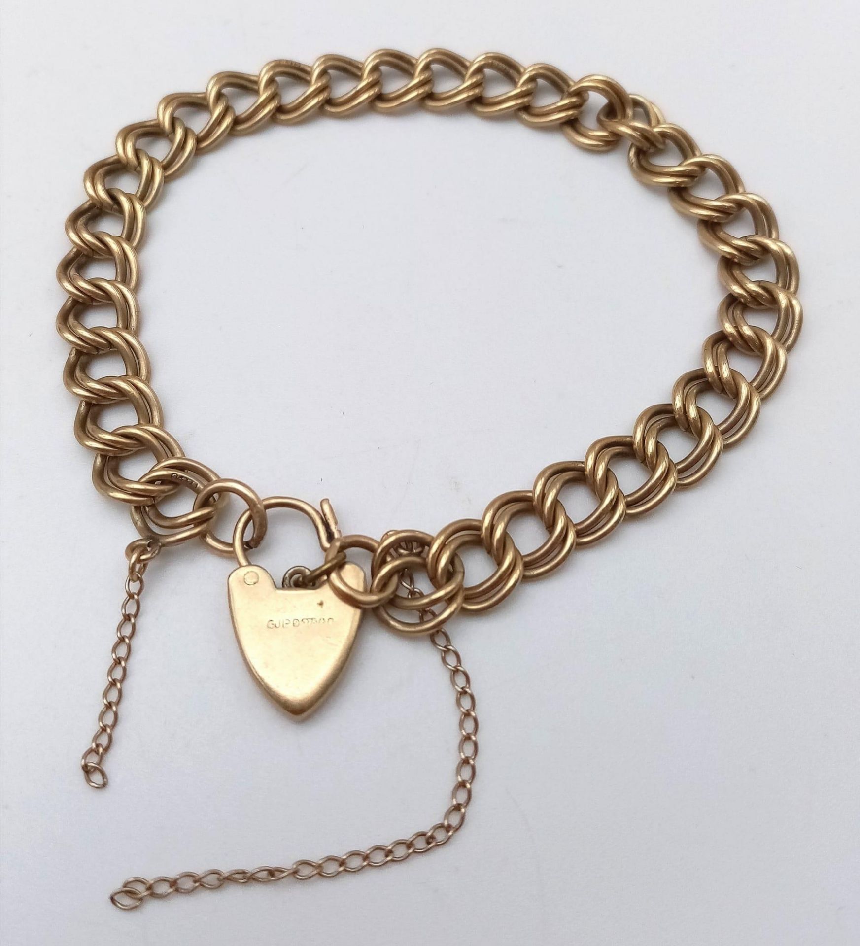 A Vintage 9K Yellow Gold Double Curb Link Bracelet with Heart Clasp. 17cm. 13.54g weight. - Image 2 of 6