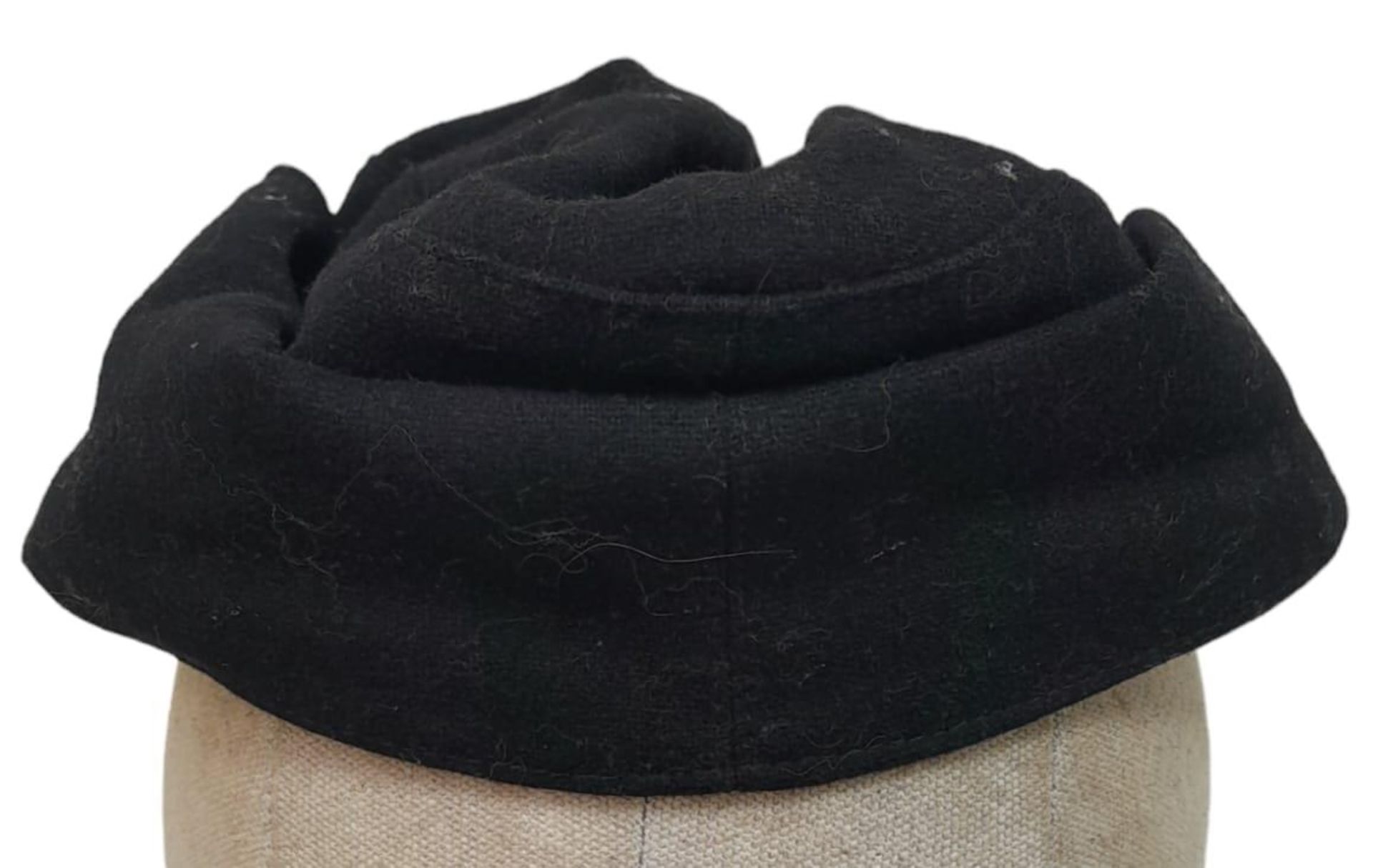 WW2 1944 Dated German Panzer Grenadiers M43 Cap. The removed insignia suggests that it may have been - Bild 4 aus 6