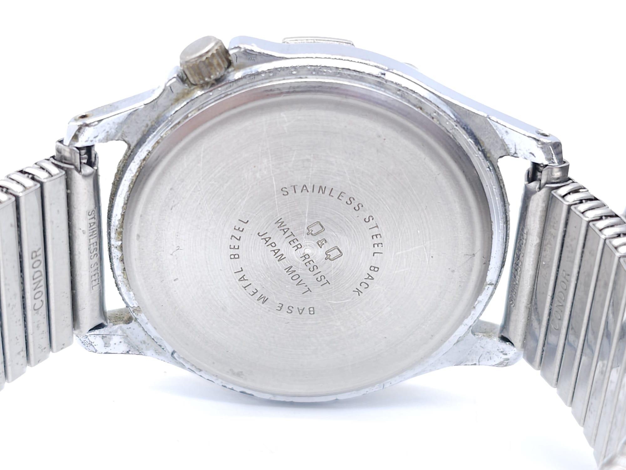 A Parcel of Two Men’s Sports Watches; 1) Stainless Steel Date Watch by Shaarms. 45mm Including Crown - Image 5 of 7