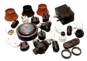A collection of 20 vintage Bakelite and celluloid electrical fittings. All in good condition.