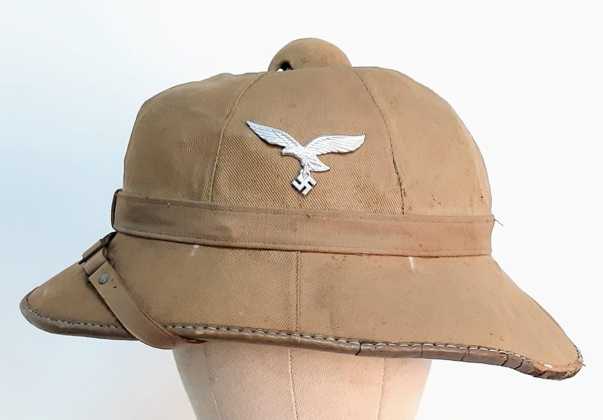 WW2 German Luftwaffe Africa Corps Tropical Pith Helmet.