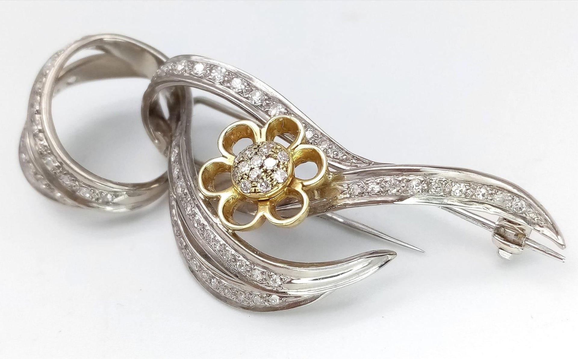 Diamond encrusted 18kt White & Yellow Gold Brooch. Beautifully woven White Gold design, adorned with - Image 2 of 6