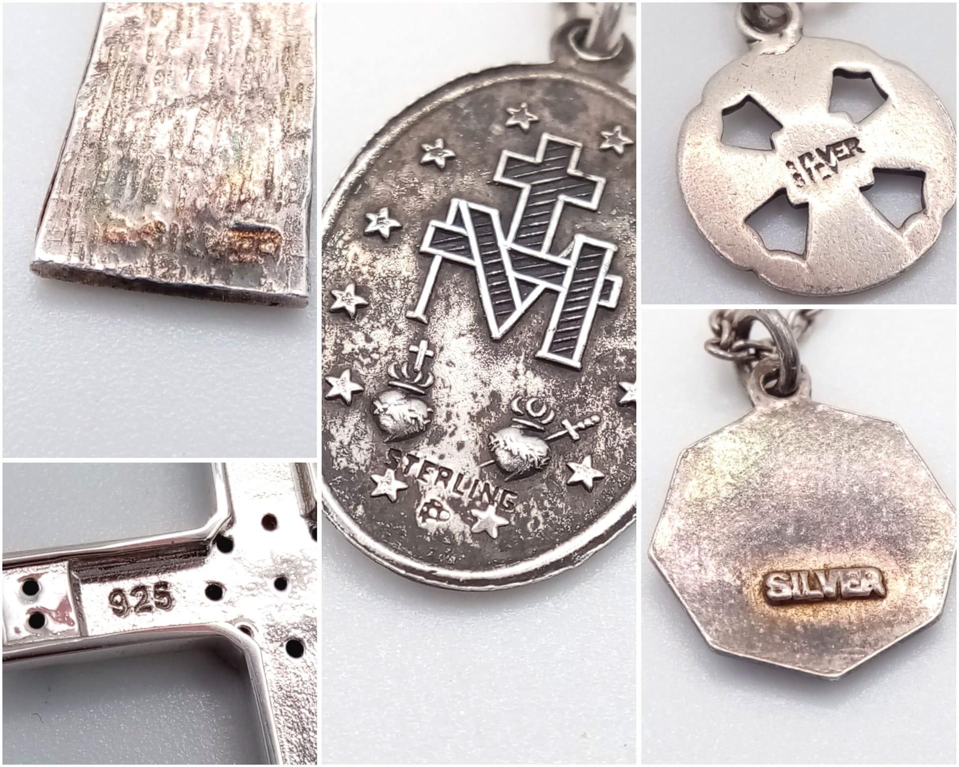 Collection of 5 various Sterling Silver Necklaces. All religious style pendants, various lengths - Image 3 of 4