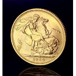 A 1959 Queen Elizabeth II 22K Gold Full Sovereign. EF.