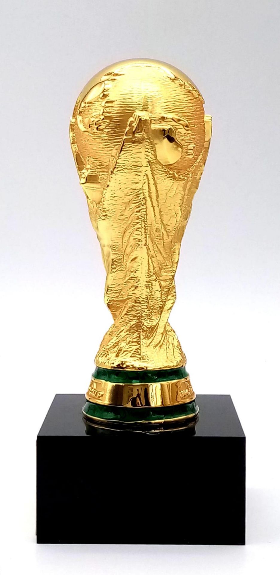 A OFFICIAL FIFA WORLD CUP QATAR 2022 HOSPITALITY TROPHY PRESENTED AT MATCH 61 SEMI FINAL BETWEEN - Image 3 of 8