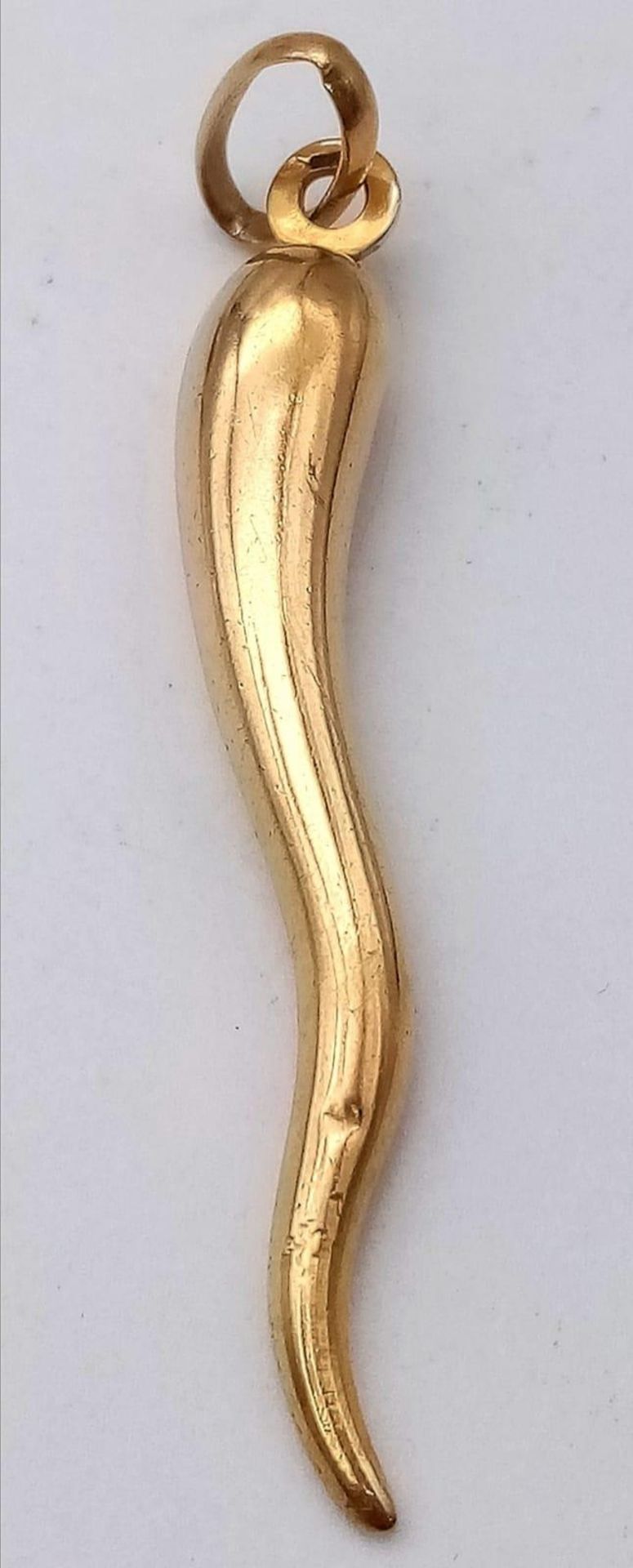 A 9K yellow gold horn of life pendant, 2g, 4.5cm length - Bild 2 aus 5