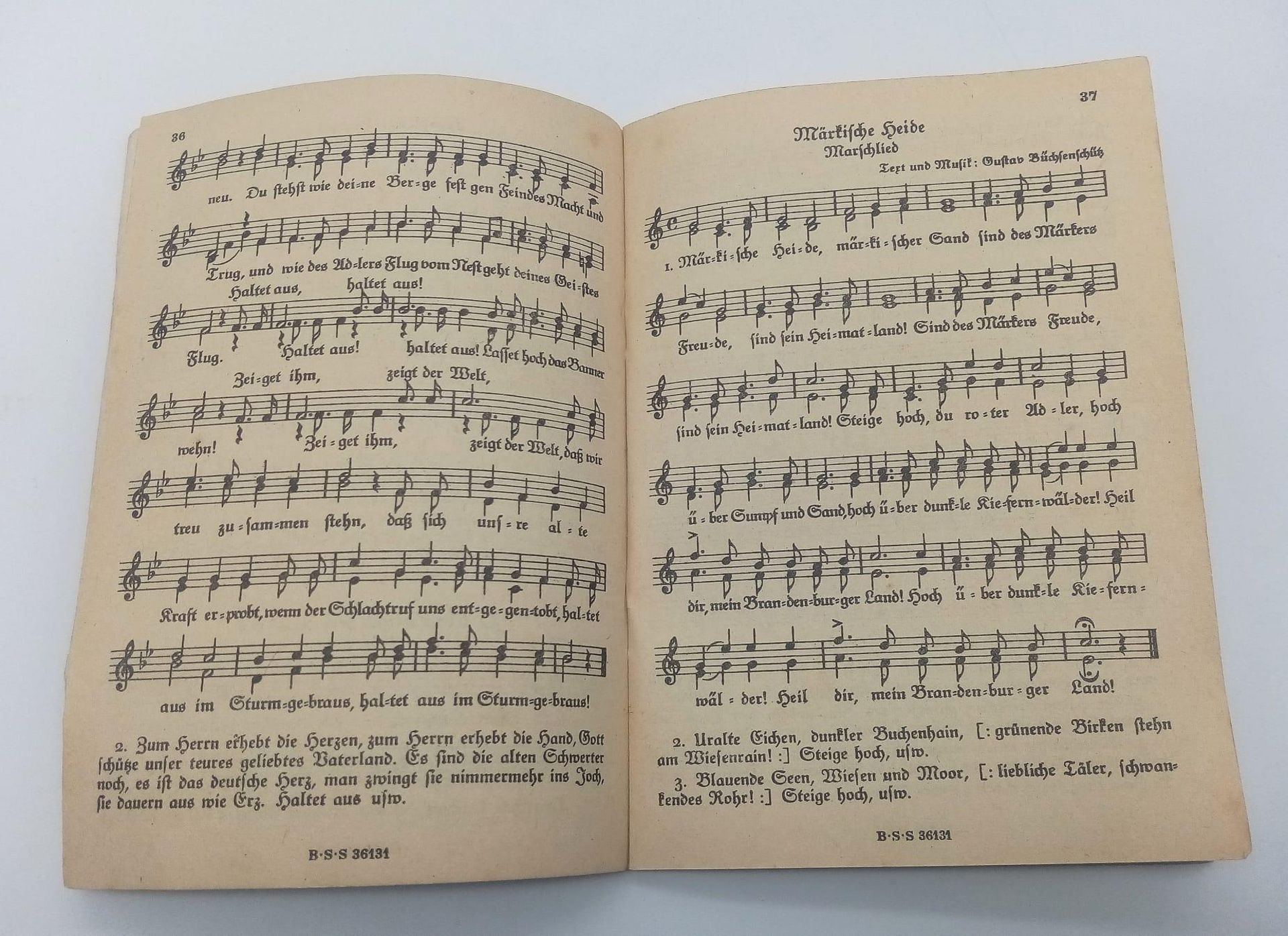 WW2 German Song Book No 2 (Red). - Image 7 of 8