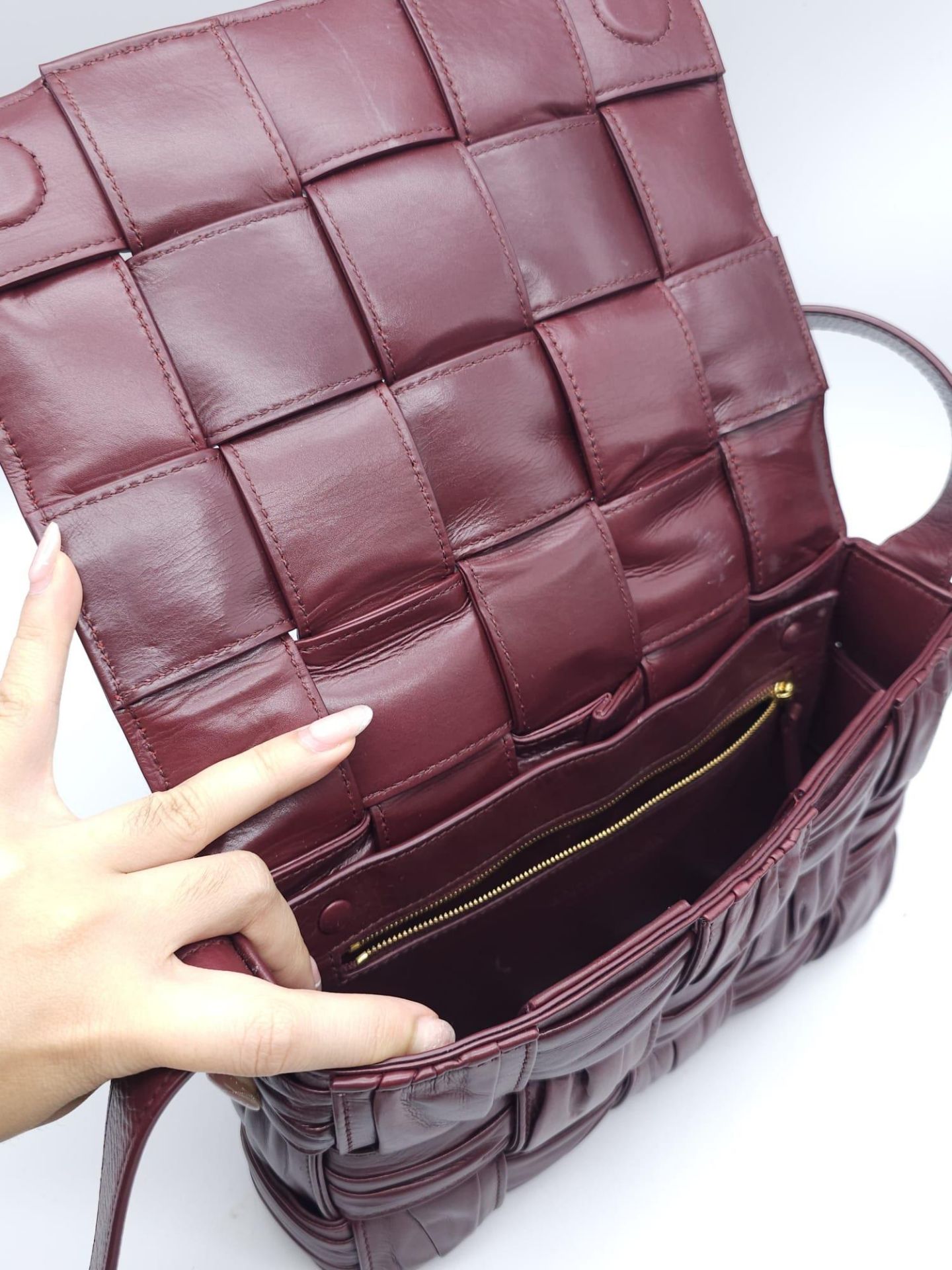 Bottega Veneta Brick Cassette Bag. Smooth burgundy leather, signature orthogonal weaving, adjustable - Image 8 of 12