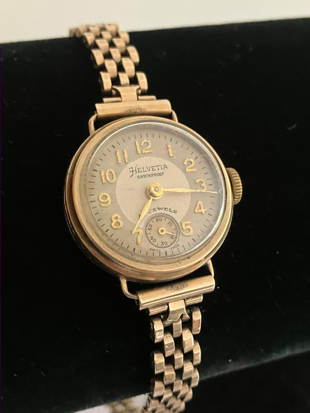 Ladies vintage 9 carat GOLD HELVETIA WRISTWATCH. Complete with nine carat gold bracelet/strap. - Image 2 of 2