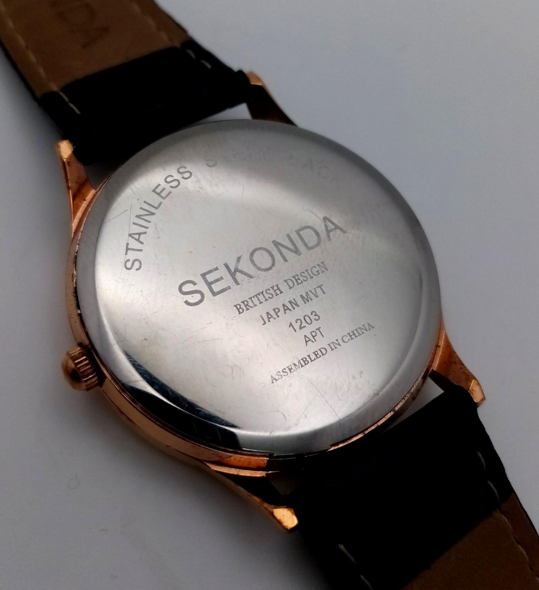 A Sekonda Automatic Skeleton Gents Watch. Black leather strap. Gilded case - 37mm. Skeleton dial. In - Image 7 of 9