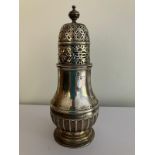 Magnificent Antique SILVER HUNT & ROSKELL SUGAR SIFTER. Clear hallmark for London 1895. Attractive