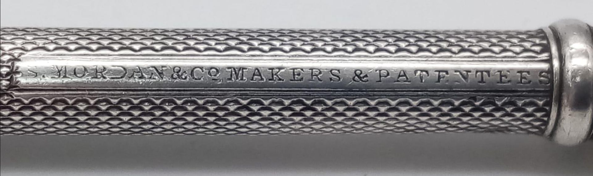 SAMPSON MORDAN & CO (1830-1845) Sliding Silver Propelling Pencil. A mid 19th century silver pencil - Bild 7 aus 7
