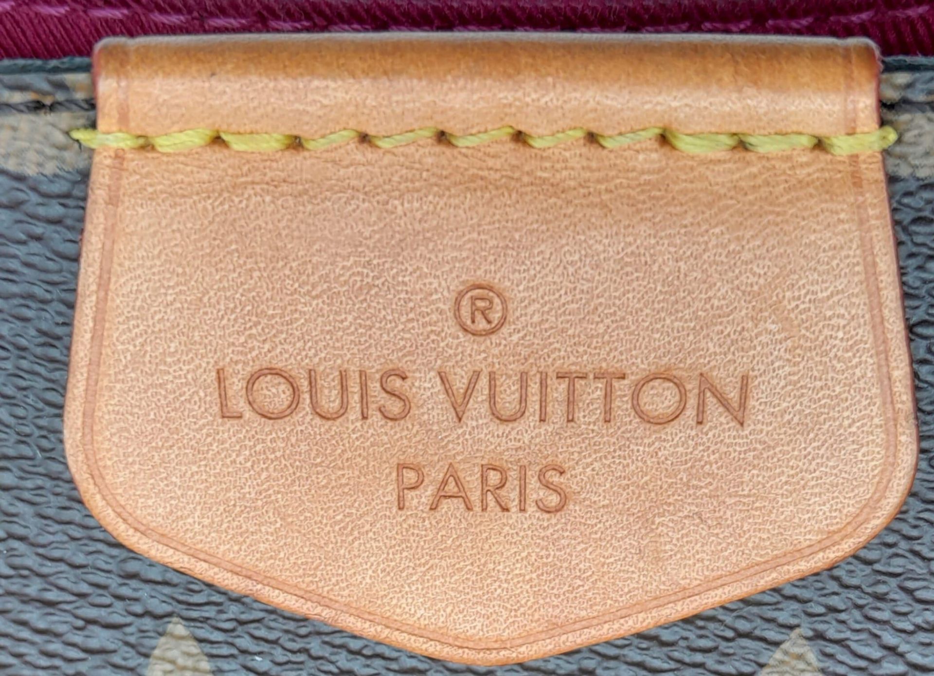 Louis Vuitton Graceful Hobo Bag. In classic Monogram canvas, this extra-roomy yet lightweight bag - Image 10 of 21