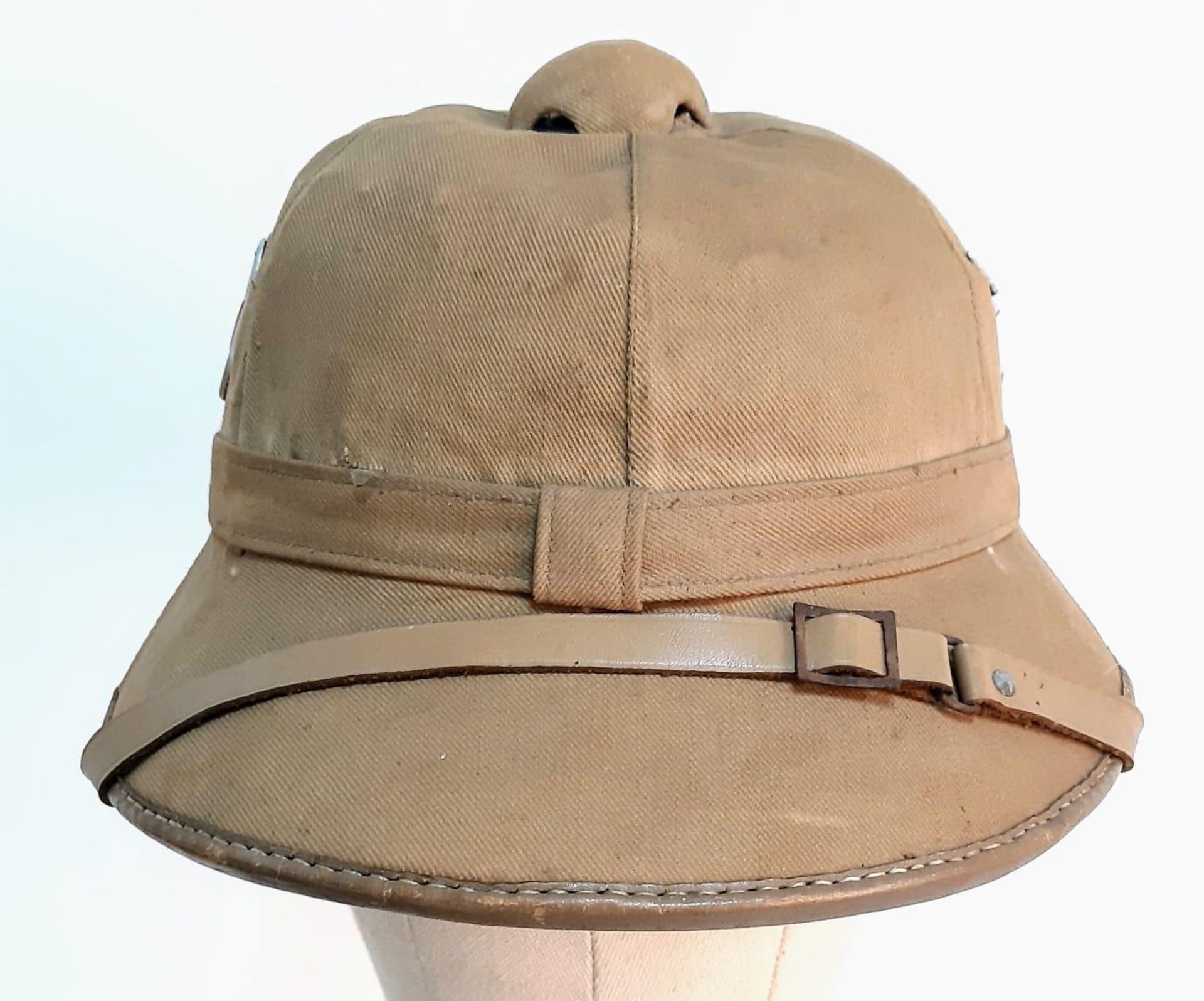 WW2 German Luftwaffe Africa Corps Tropical Pith Helmet. - Image 2 of 5