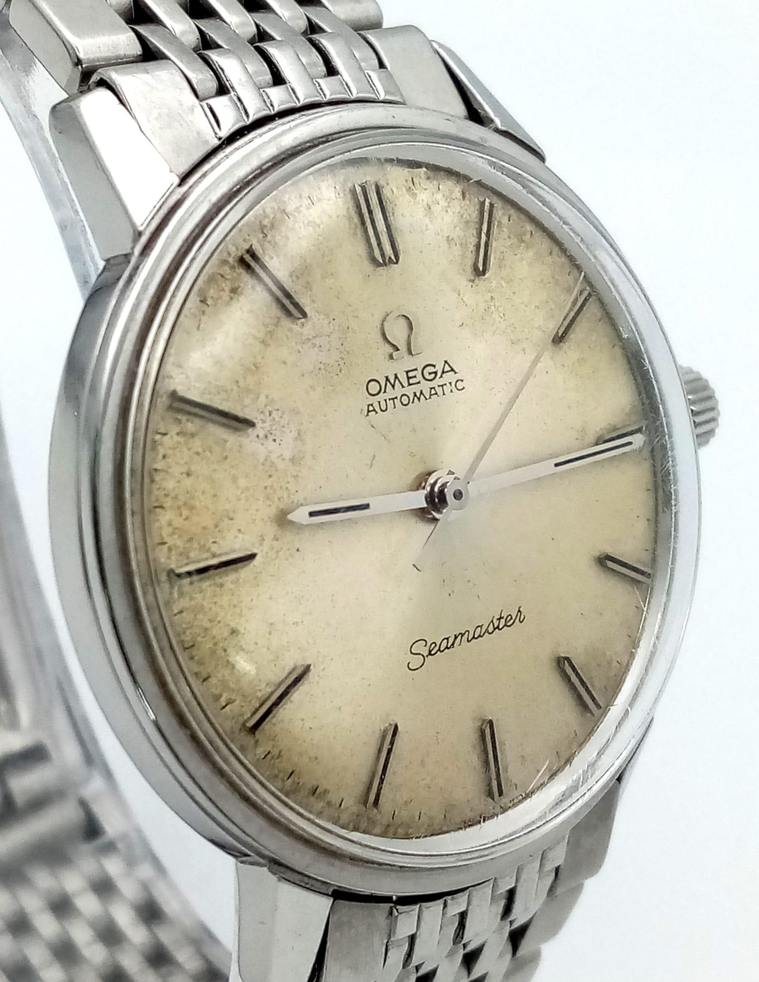 A Vintage Omega (1960s) Automatic Seamaster Gents Watch. Stainless steel bracelet and case - 34mm. - Image 4 of 13