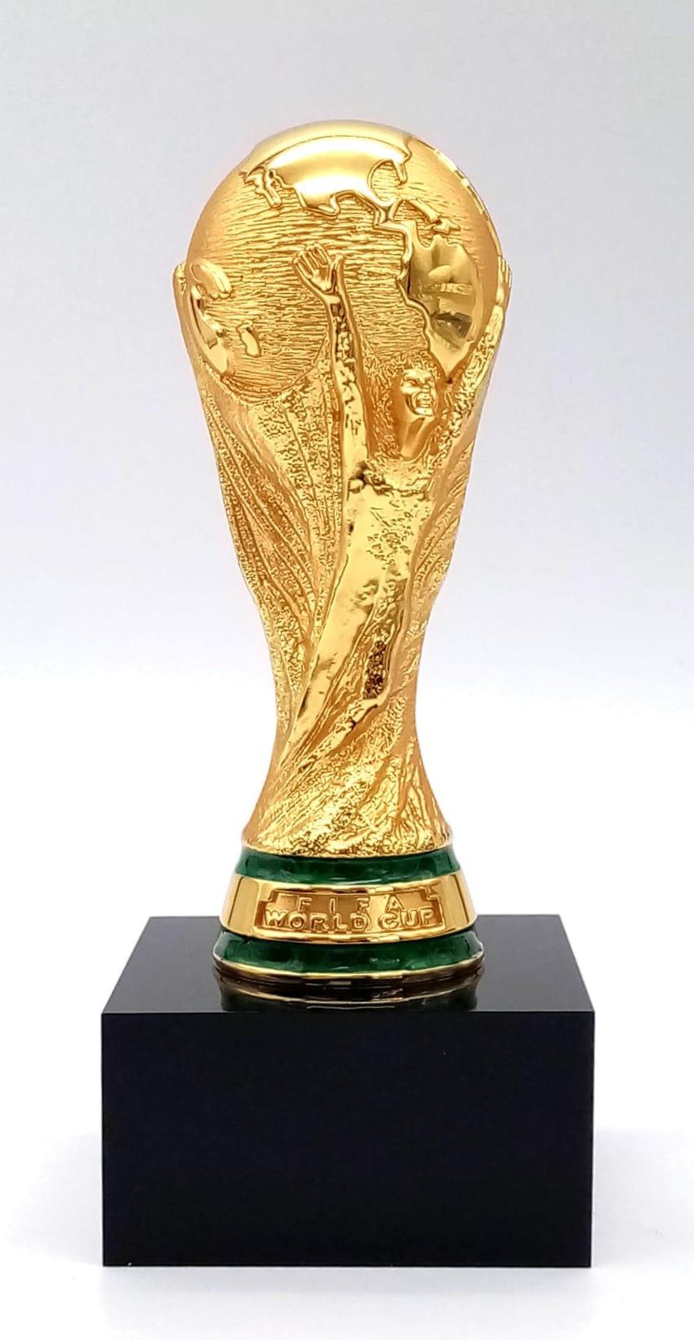 A OFFICIAL FIFA WORLD CUP QATAR 2022 HOSPITALITY TROPHY PRESENTED AT MATCH 61 SEMI FINAL BETWEEN - Image 2 of 8