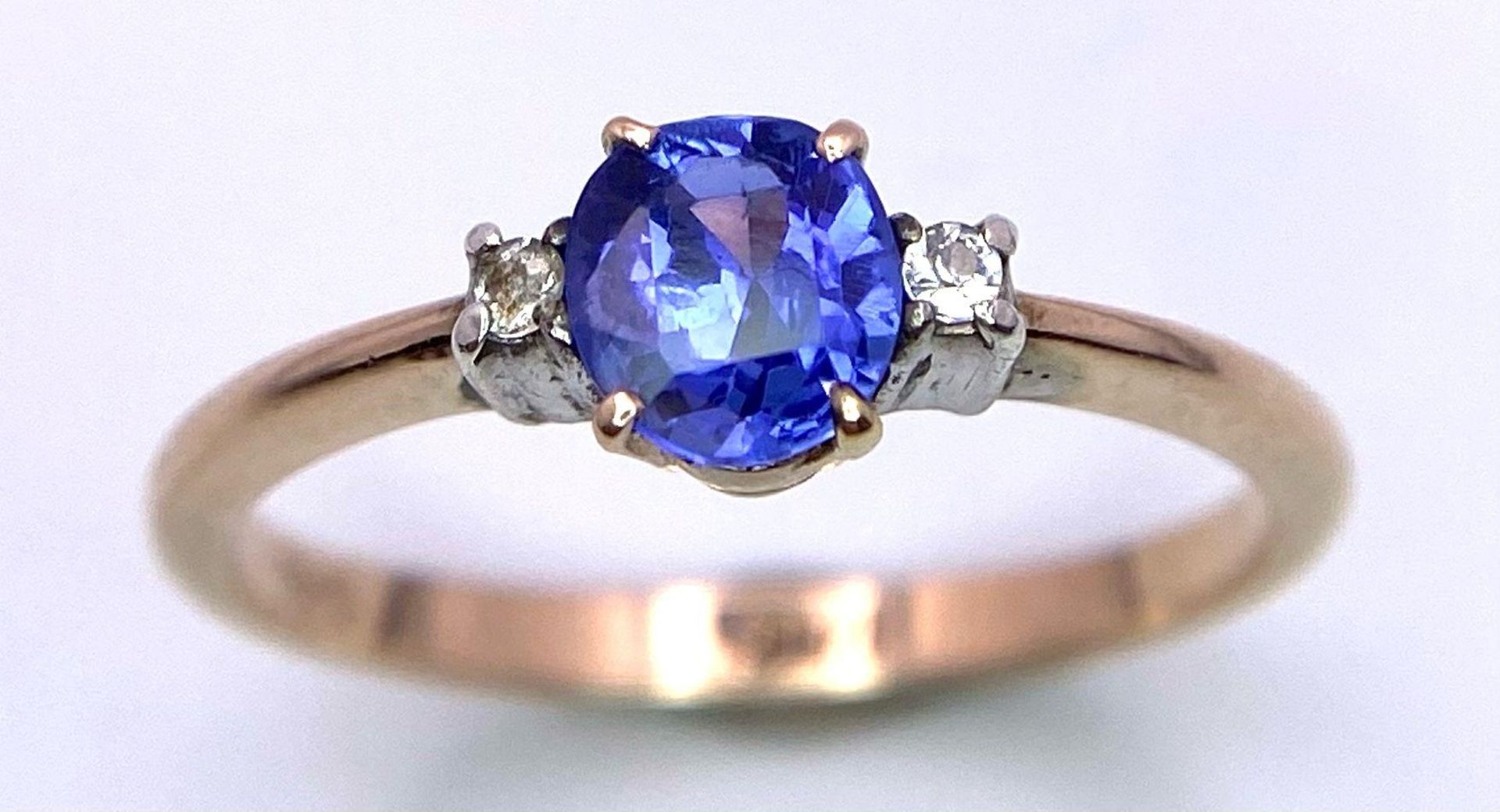 A 14k yellow gold blue and clear stone dress ring size N 2.1g - Bild 2 aus 4