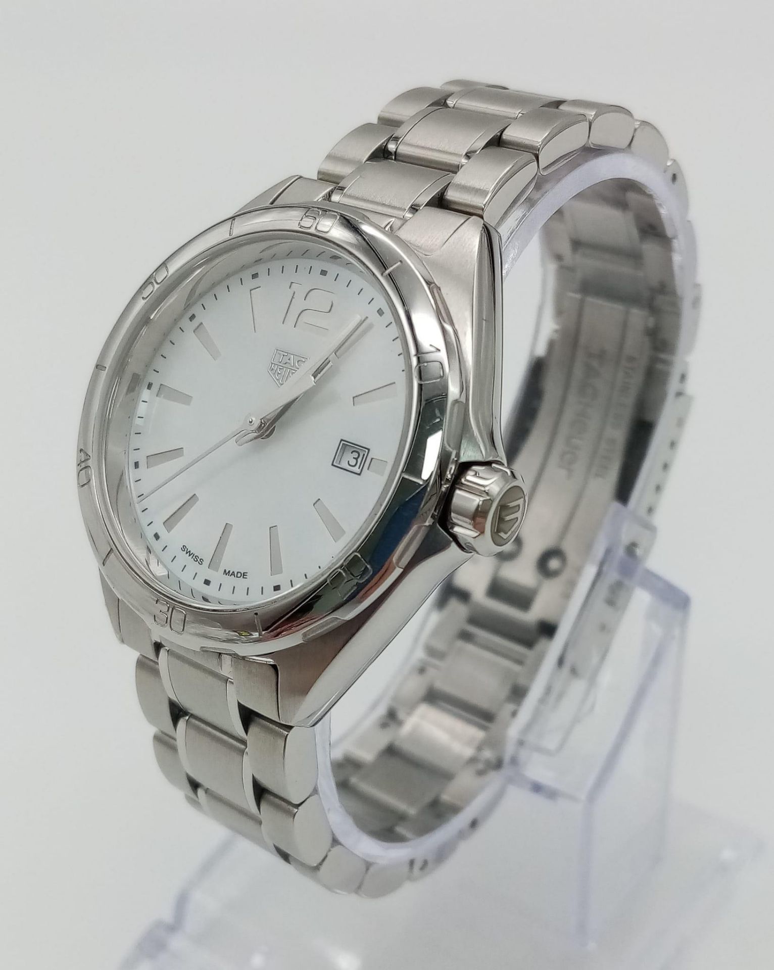 A Tag Heuer Formula 1 Ladies Quartz Watch. Stainless steel bracelet and case - 33mm. Mother of pearl - Image 2 of 7