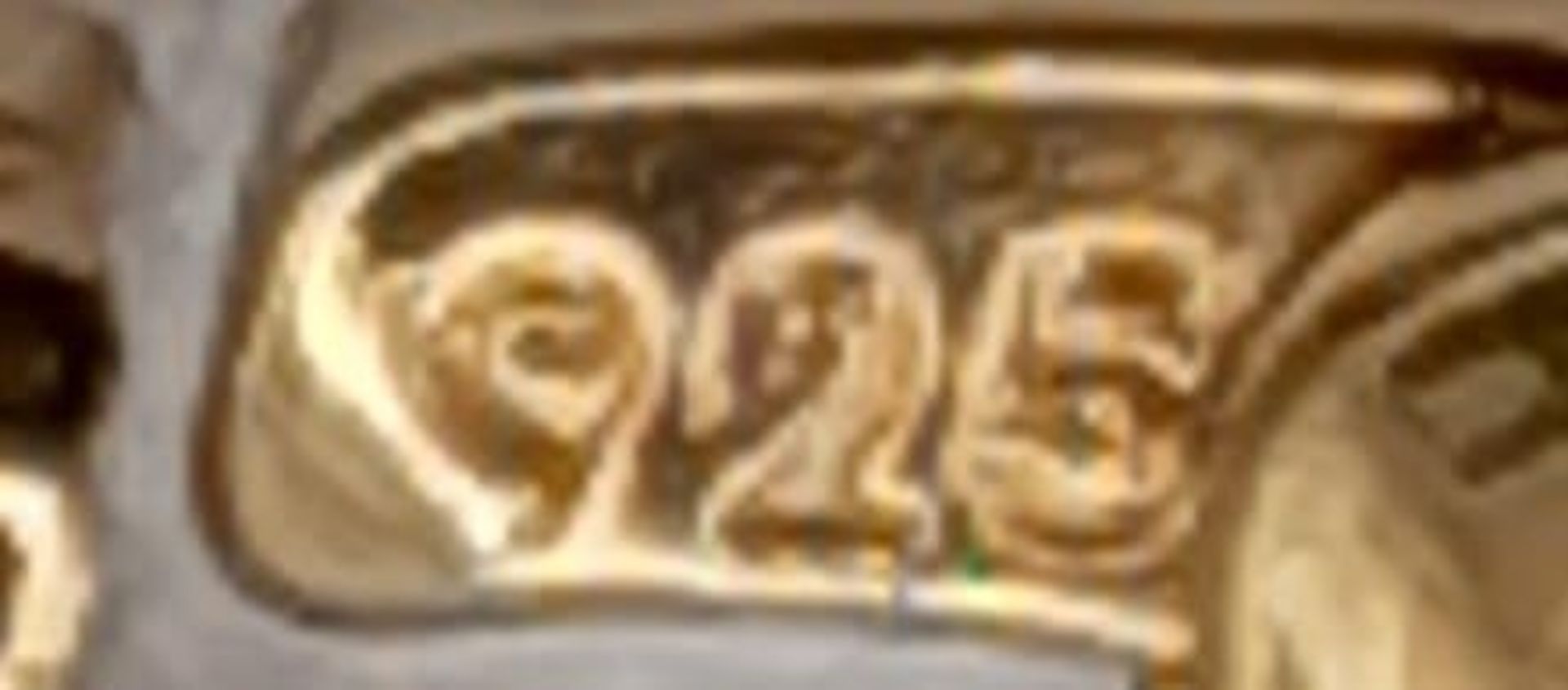 An Unworn, Ex Display, Italian Sterling Silver Gilt Leaf Style Bracelet. 20cm Length. 4.73 Grams. In - Bild 8 aus 11