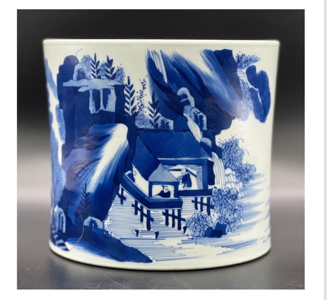 A blue and white brush pot with landscape and figures; Kangxi; Qing Dynasty. Diameter of Top 20cm, - Image 3 of 8
