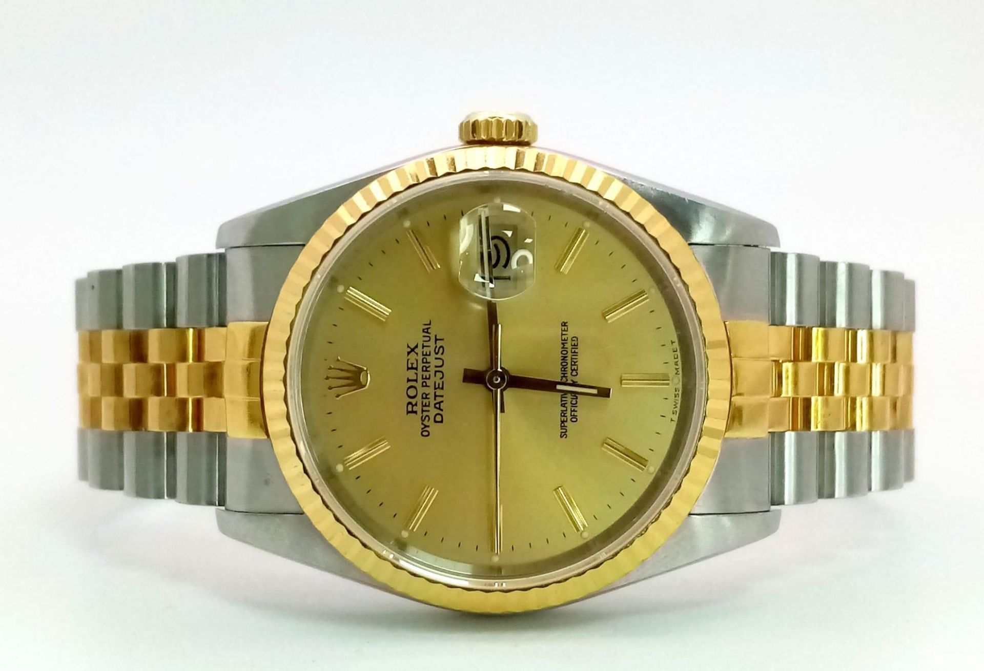THE CLASSIC ROLEX OYSTER PERPETUAL DATEJUST IN BI-METAL WITH GOLDTONE DIAL . 36mm - Image 3 of 7