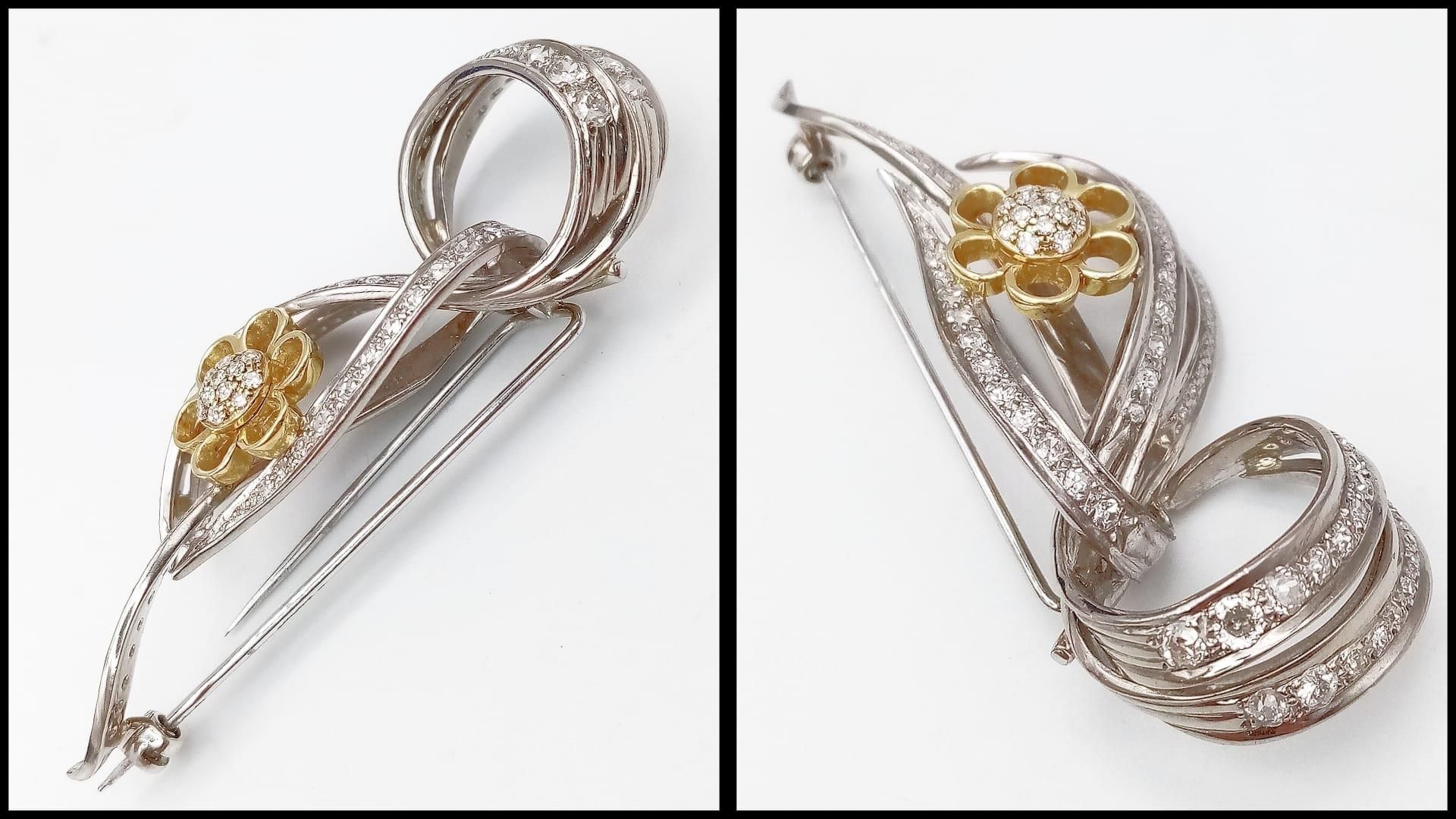 Diamond encrusted 18kt White & Yellow Gold Brooch. Beautifully woven White Gold design, adorned with - Image 4 of 6