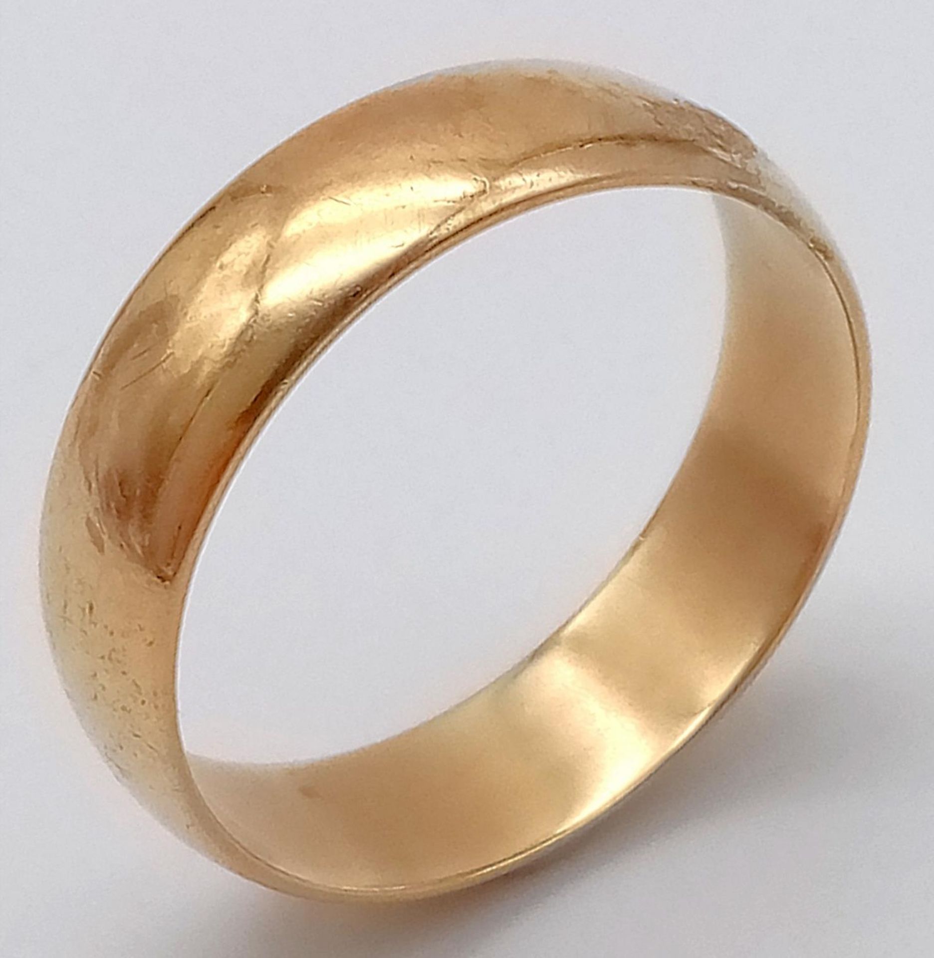 A 9K Yellow Gold Vintage Band Ring. Full UK hallmarks. Size Y. 5.12g weight. 6mm width.