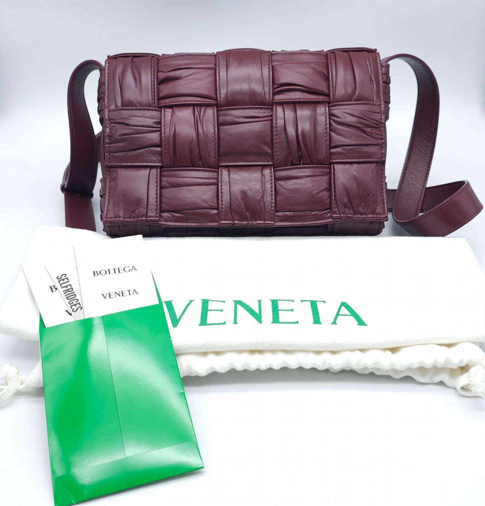 Bottega Veneta Brick Cassette Bag. Smooth burgundy leather, signature orthogonal weaving, adjustable - Image 11 of 12