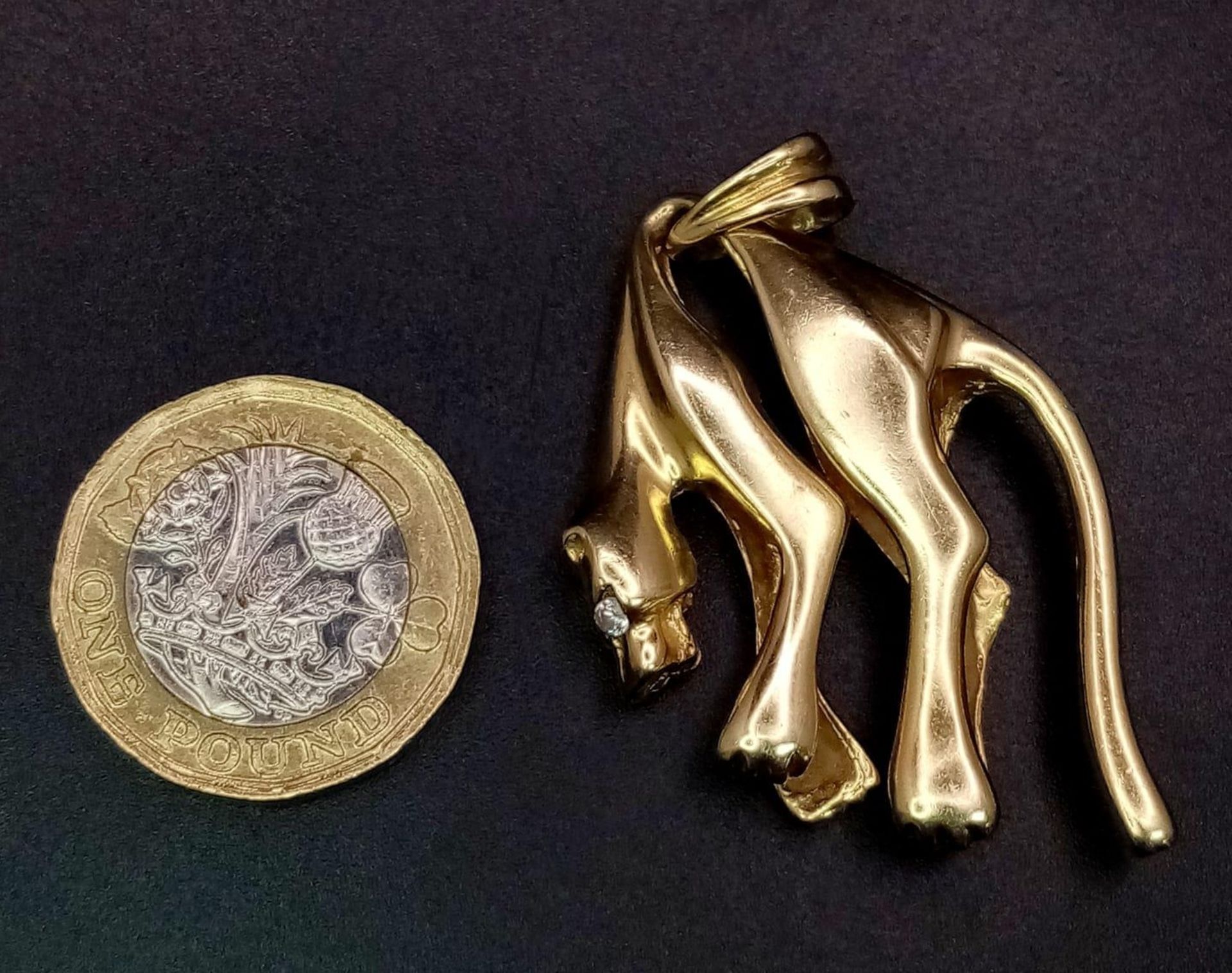 A 14K Yellow Gold Panther Pendant with Diamond Eyes. Ready to pounce - 3cm x 4cm. 17.58g total - Image 5 of 7